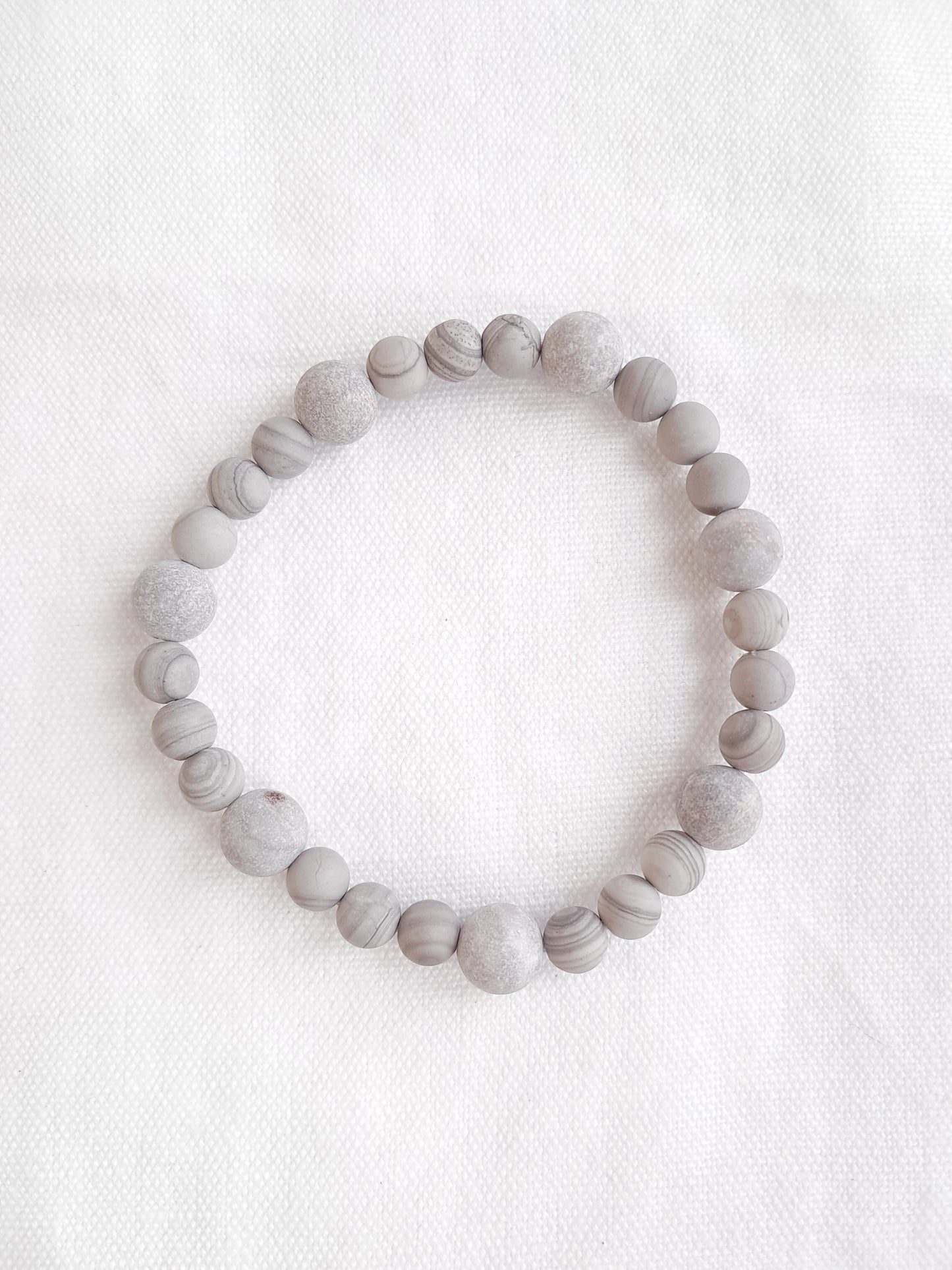 perles en zebra jasper et grain de bois mattes