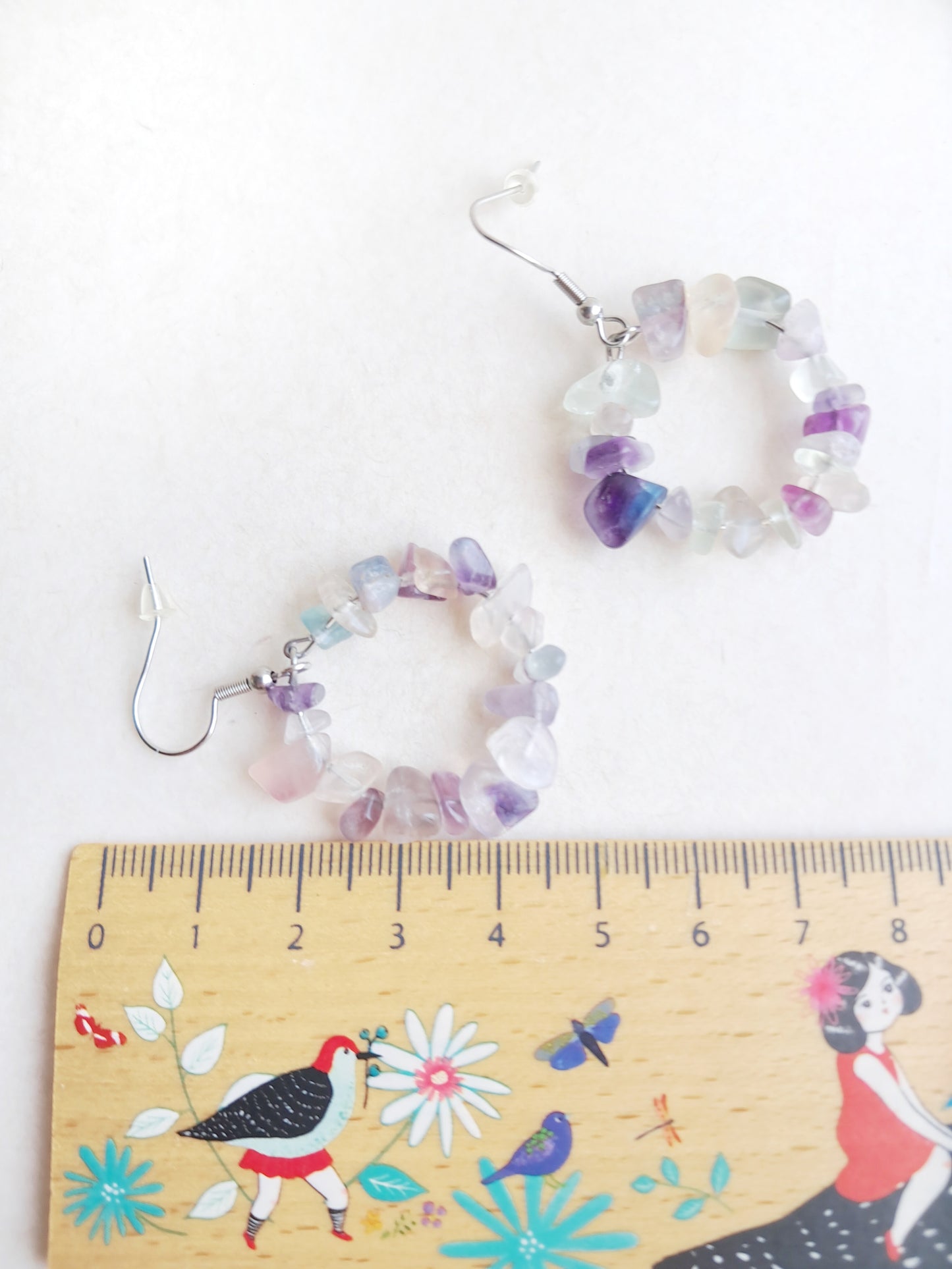Boucles d'oreilles créoles en fluorite