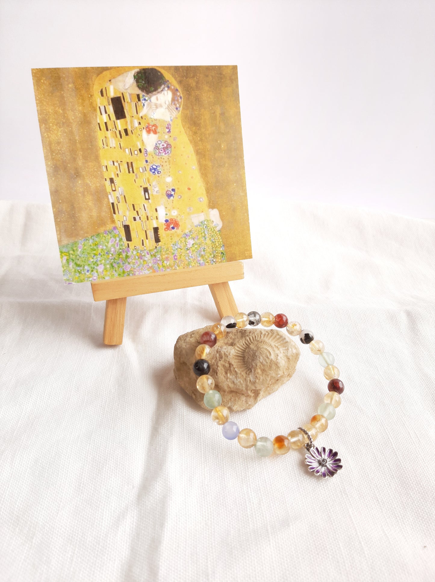 Bracelet inspiré de l'œuvre "Le Baiser" de Gustave Klimt avec sa breloque en argent 925