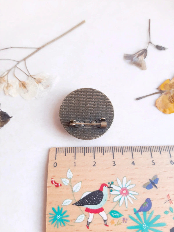 Broche à motifs de fleurs de cerisier en agate rouge