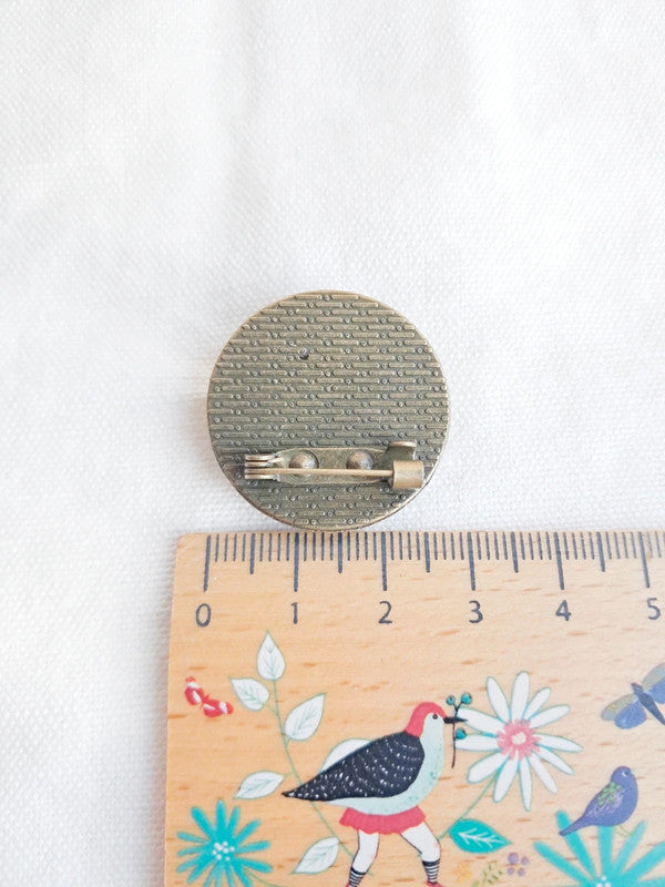 Broche lune tirée de la nuit étoilée de Van Gogh