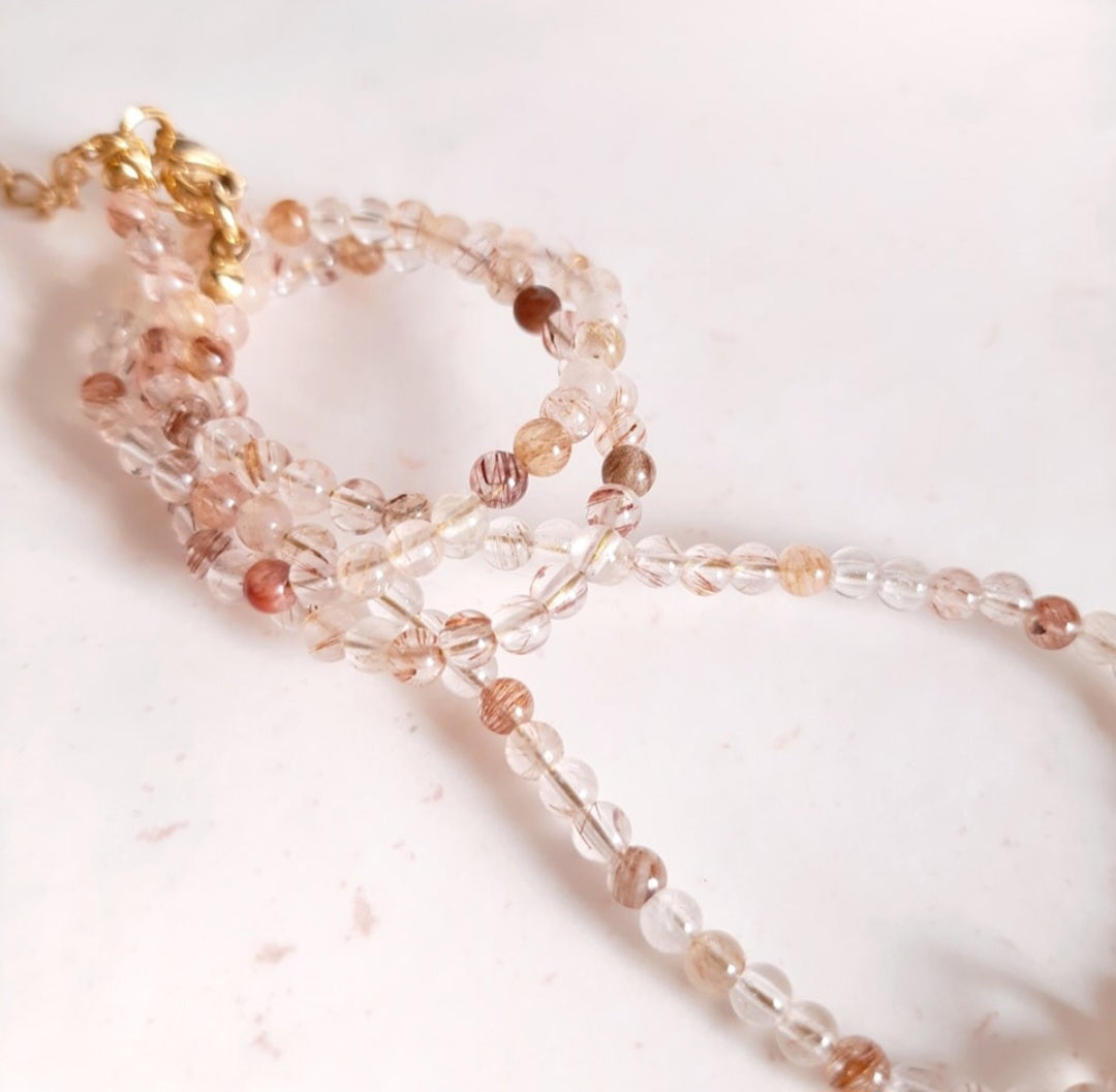 Collier le retourneur de temps