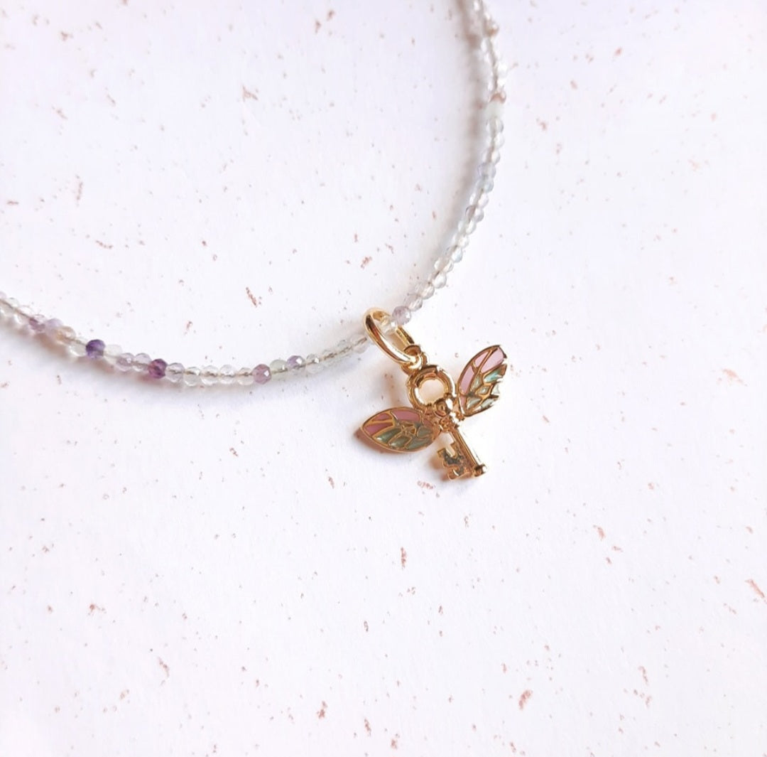 Collier de la clé volante