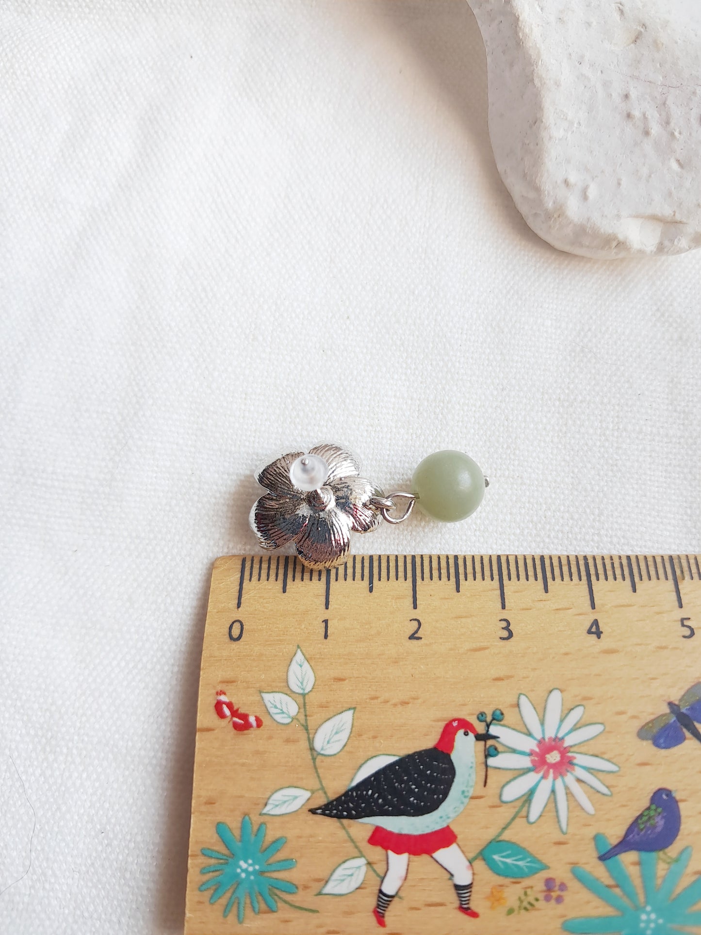 Boucles d'oreilles fleurs de cerisier et jade vert