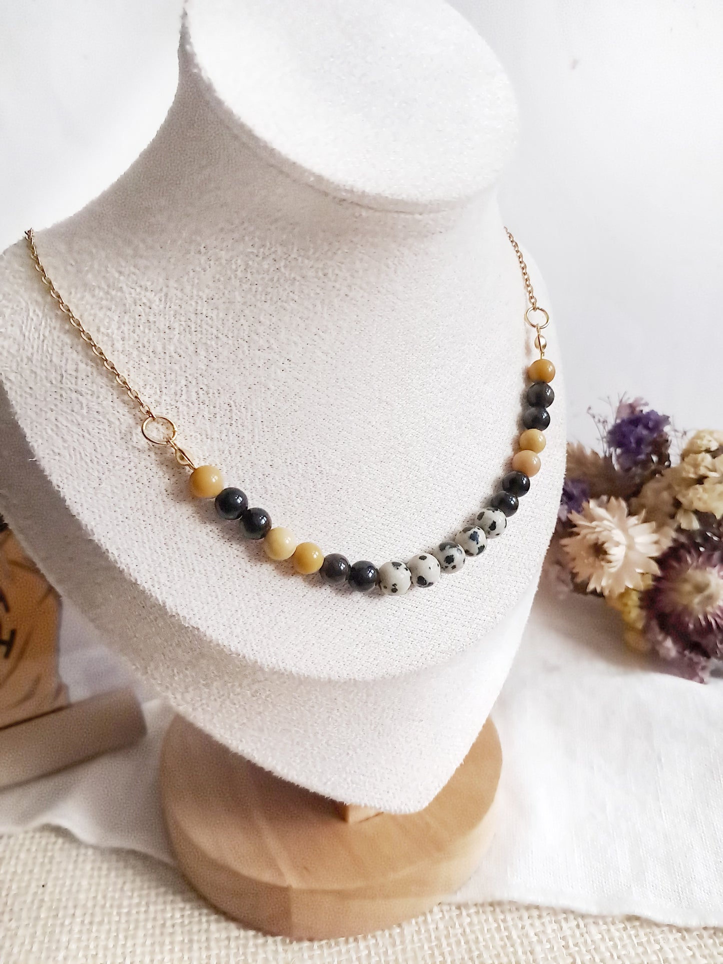 Collier Trafalgar Law en acier inoxydable et pierres naturelles