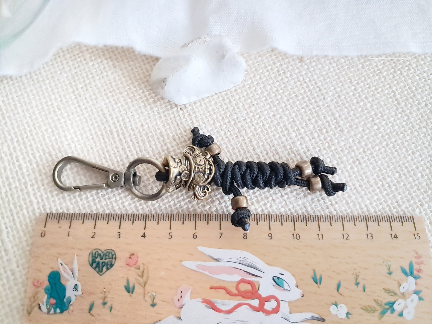 Porte-clés tête de épouvantail steampunk en laiton