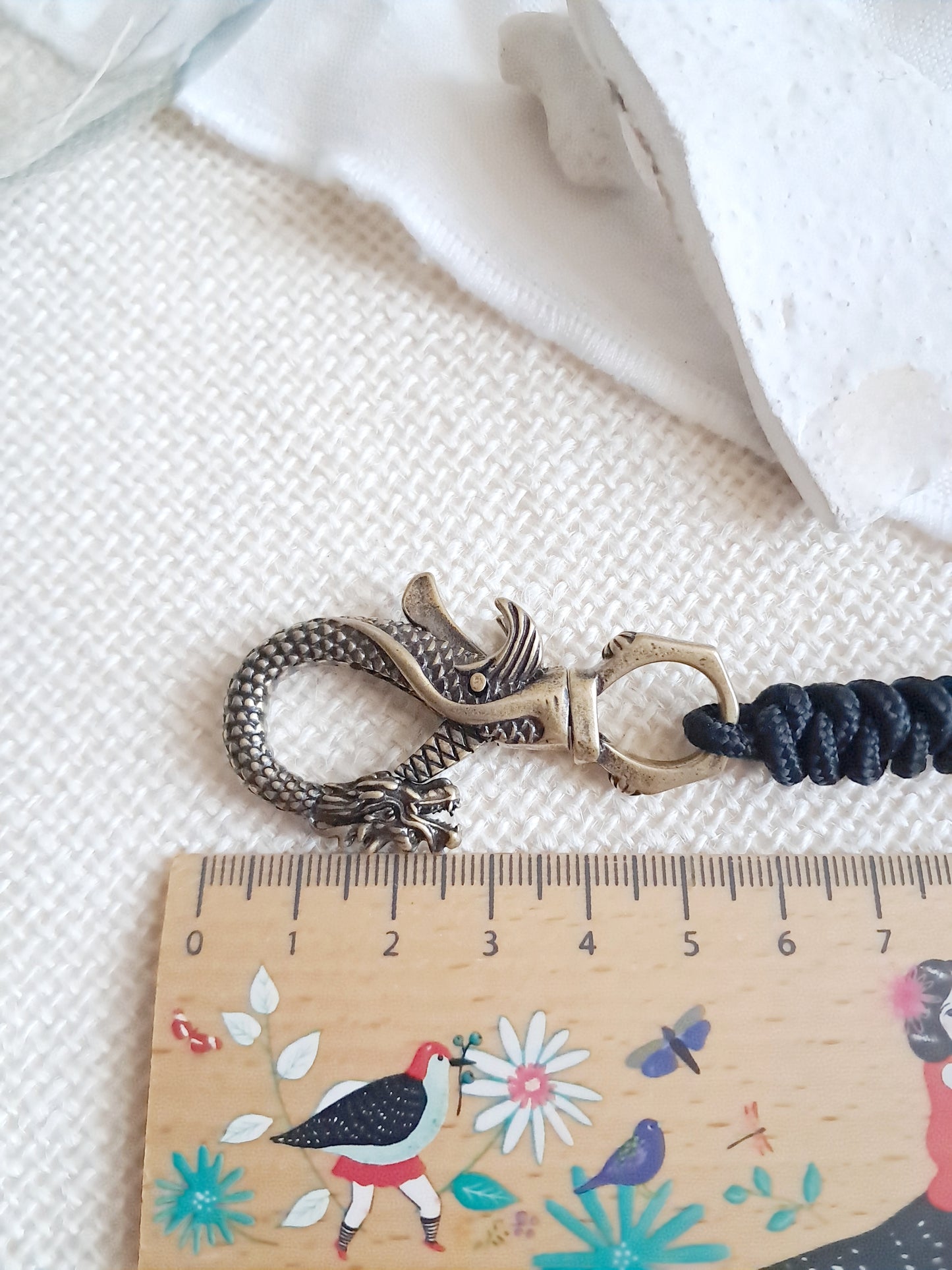 Porte-clés mousqueton dragon en laiton