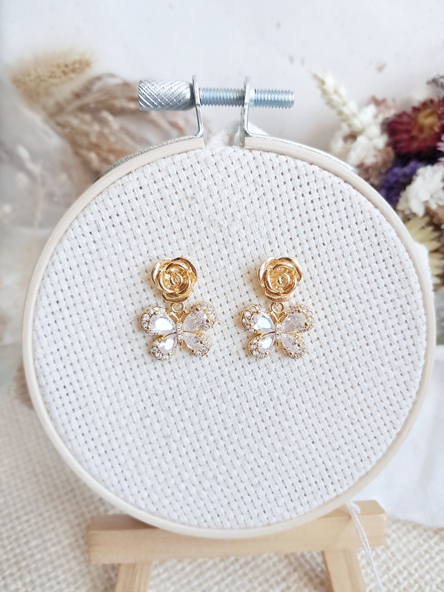 Boucles d'oreilles roses et papillons