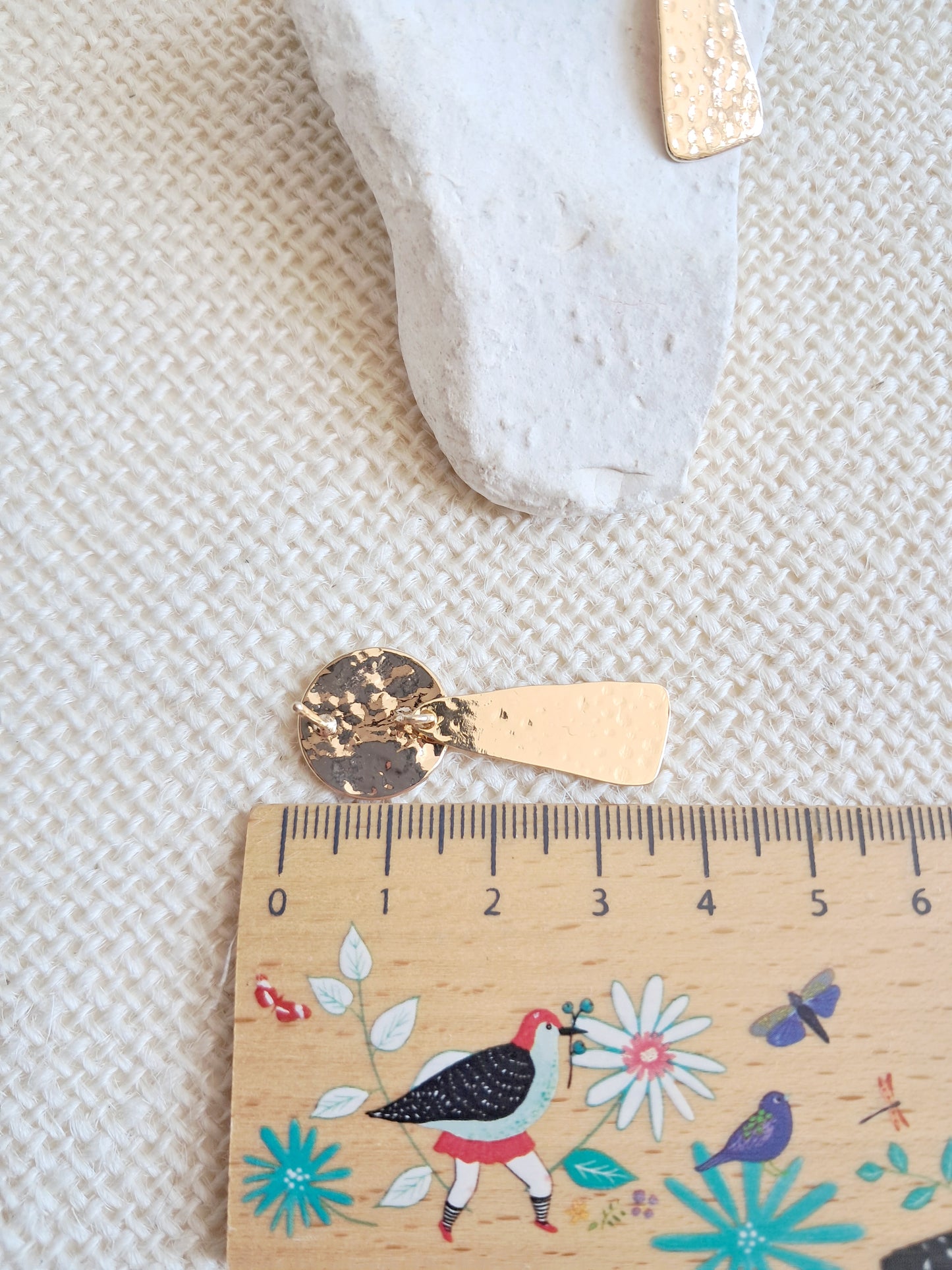 Boucles d'oreilles géométriques texturées