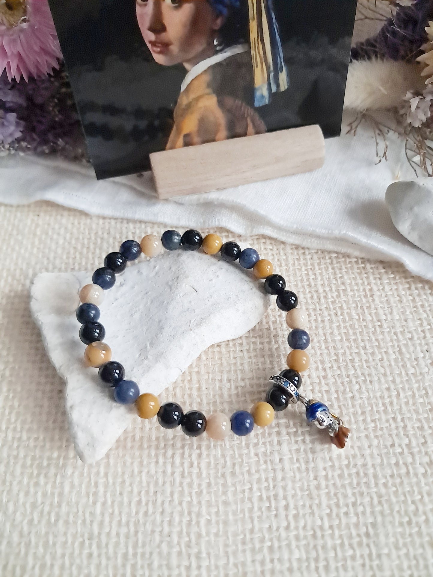 Bracelet inspired by the work “The Girl with a Pearl Earring” by Johannes Vermeer