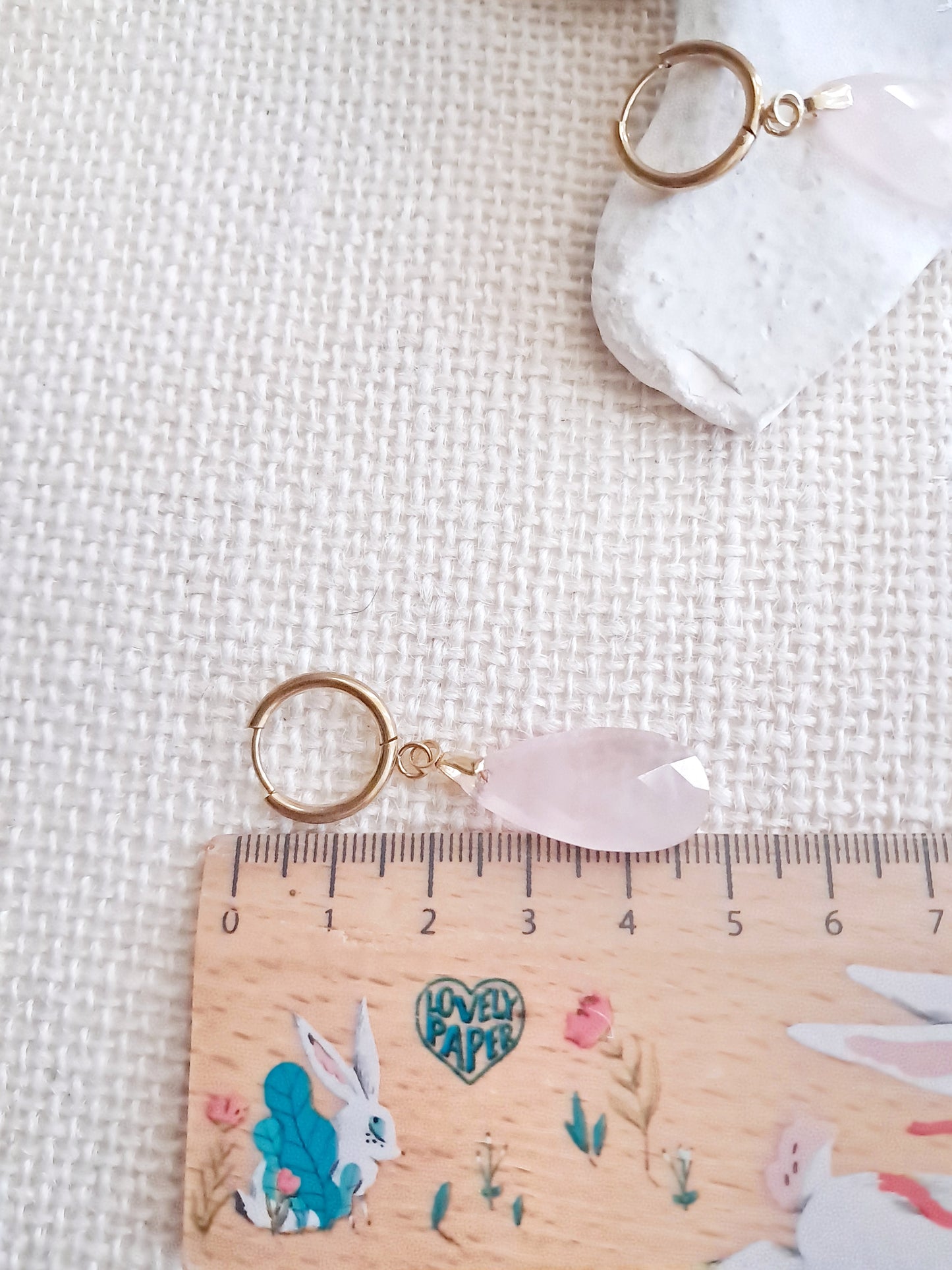 Boucles d'oreilles créoles gouttes en quartz rose et en acier inoxydable doré