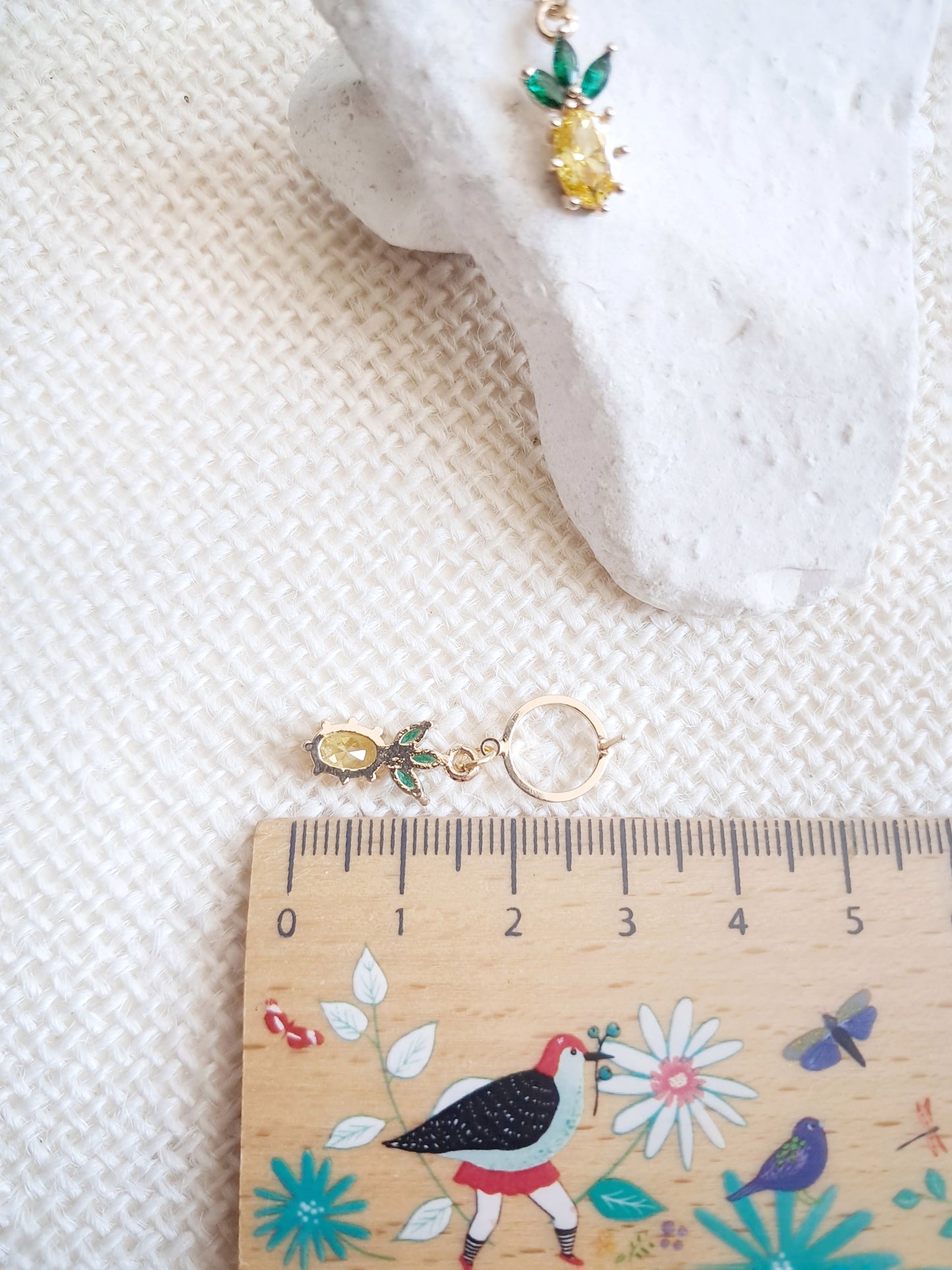 Boucles d'oreilles pendantes cercles et ananas