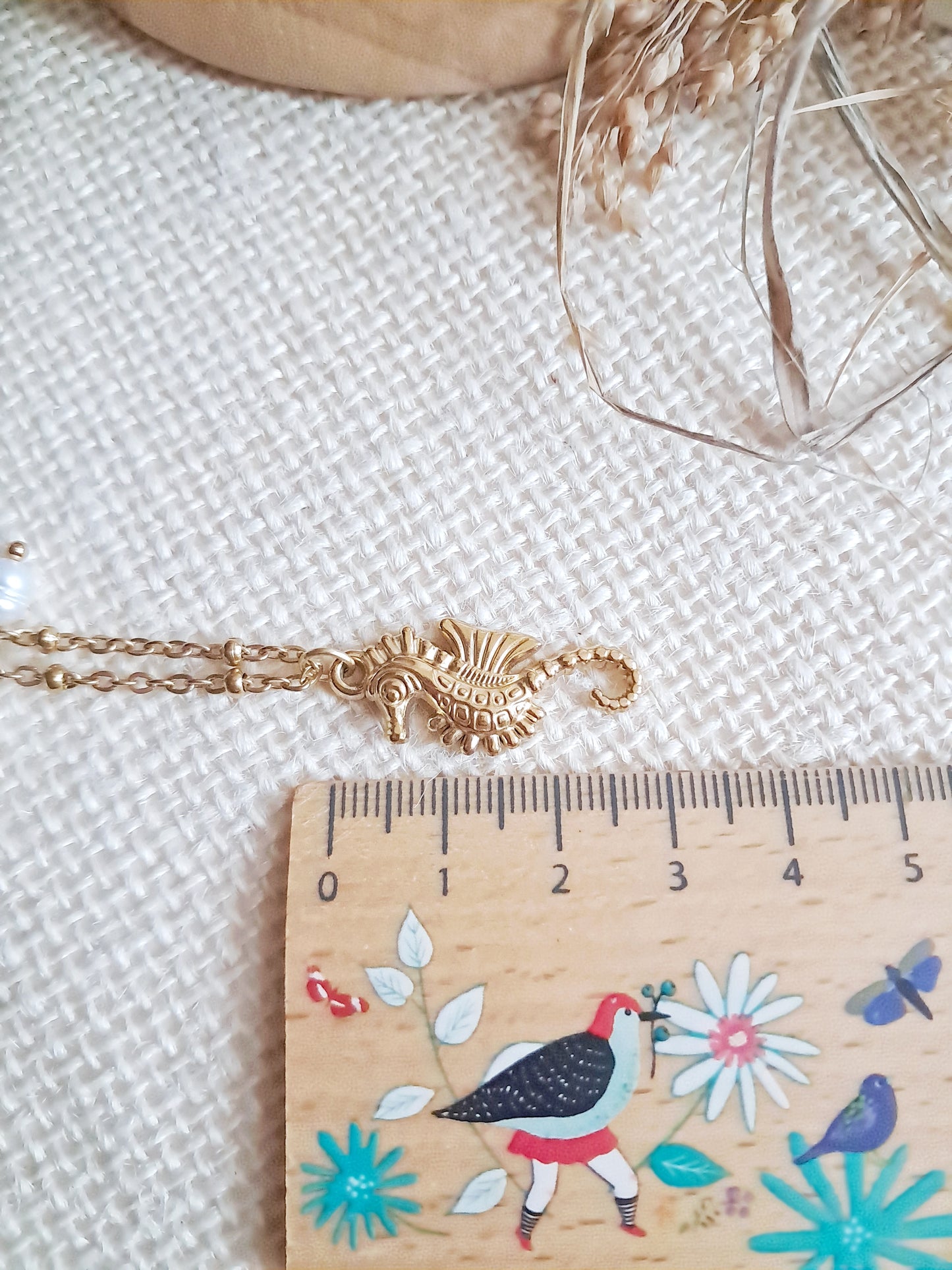 Collier hippocampe, coquilles saint jacques et perles d'eau douce