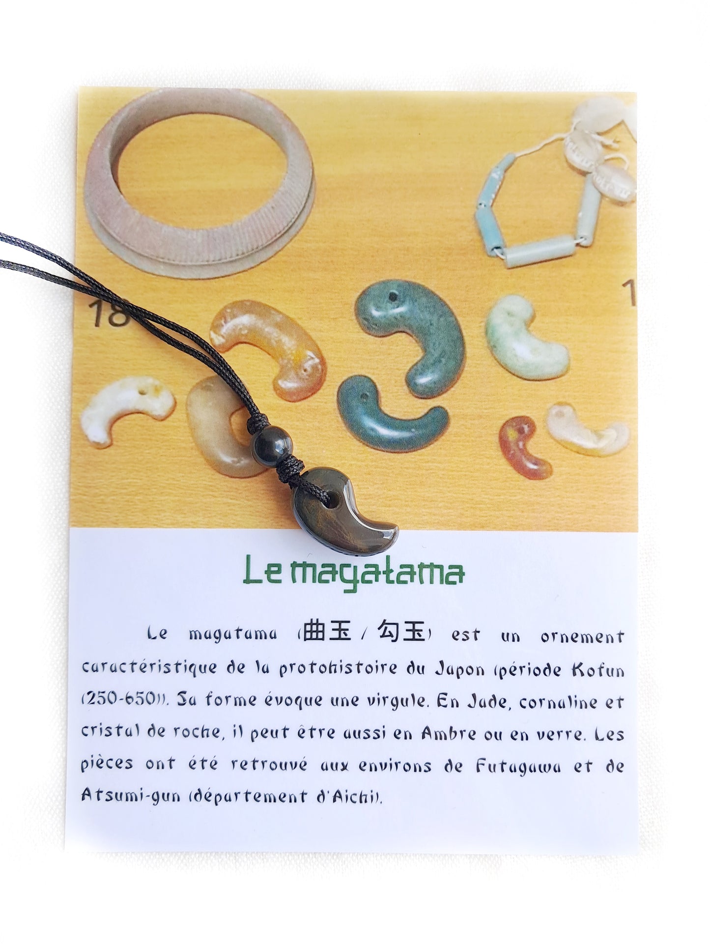 Collier en cordon Magatama en agate indienne