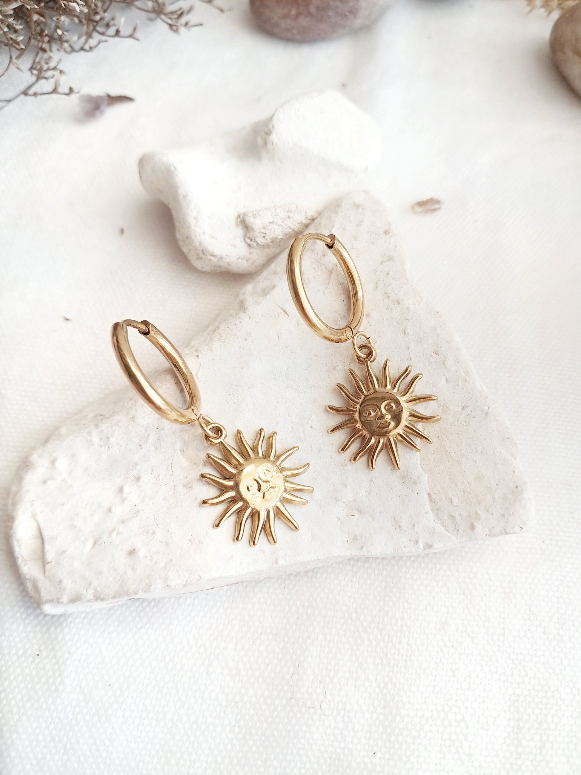 Boucles d'oreilles créoles soleils