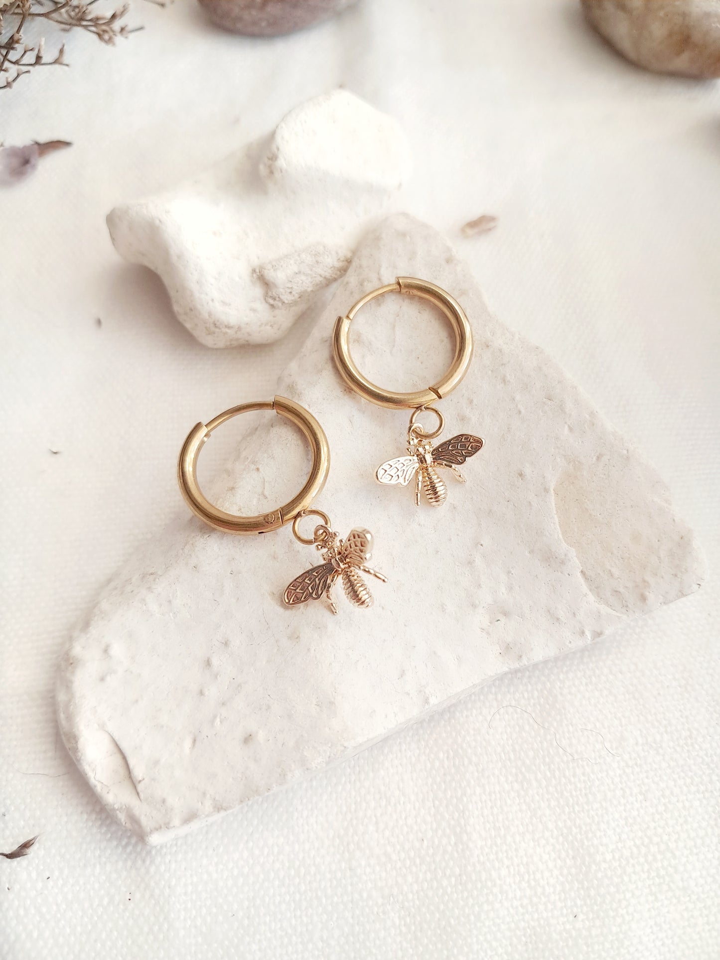 Boucles d'oreilles créoles abeilles