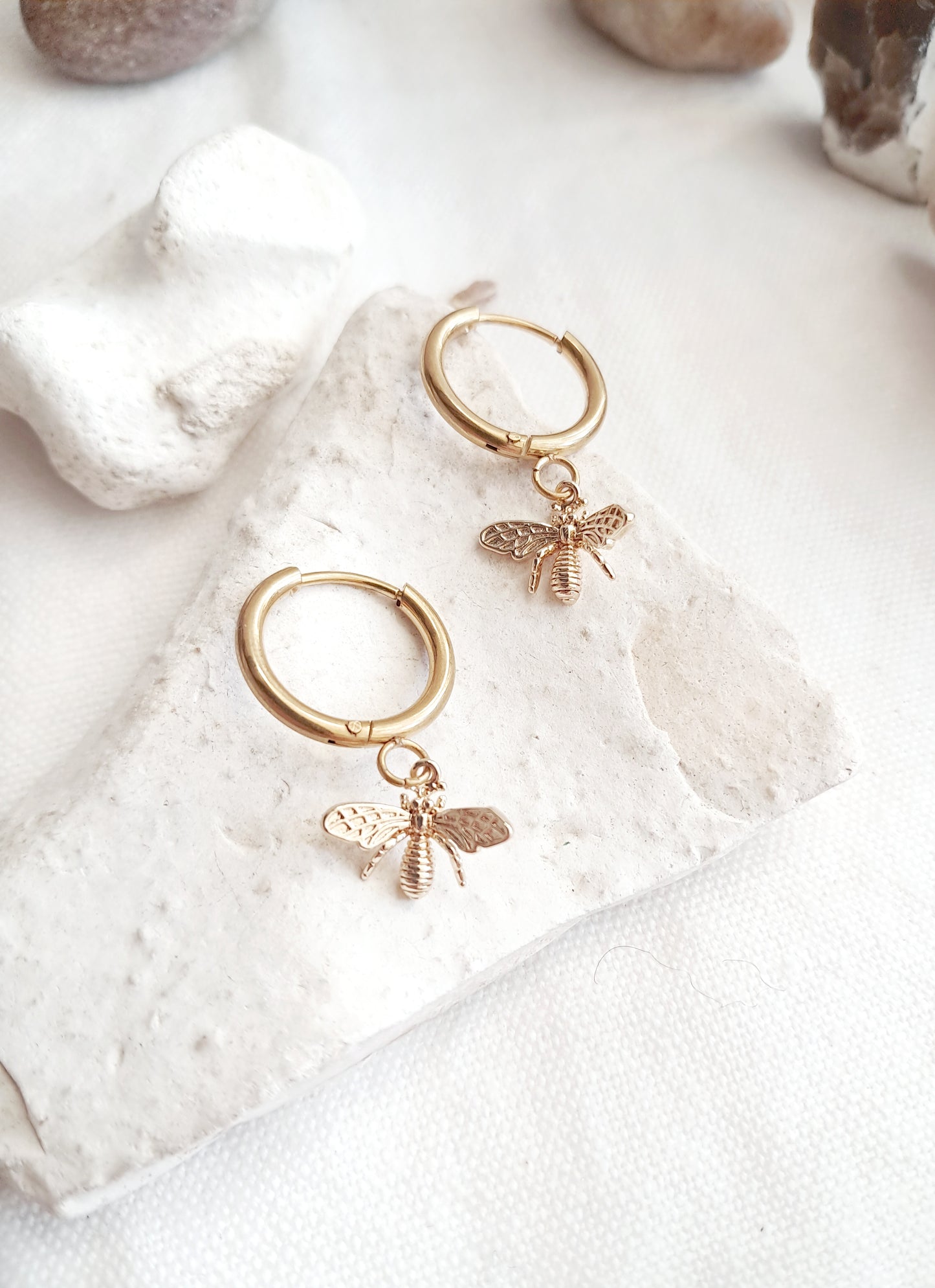 Boucles d'oreilles créoles abeilles