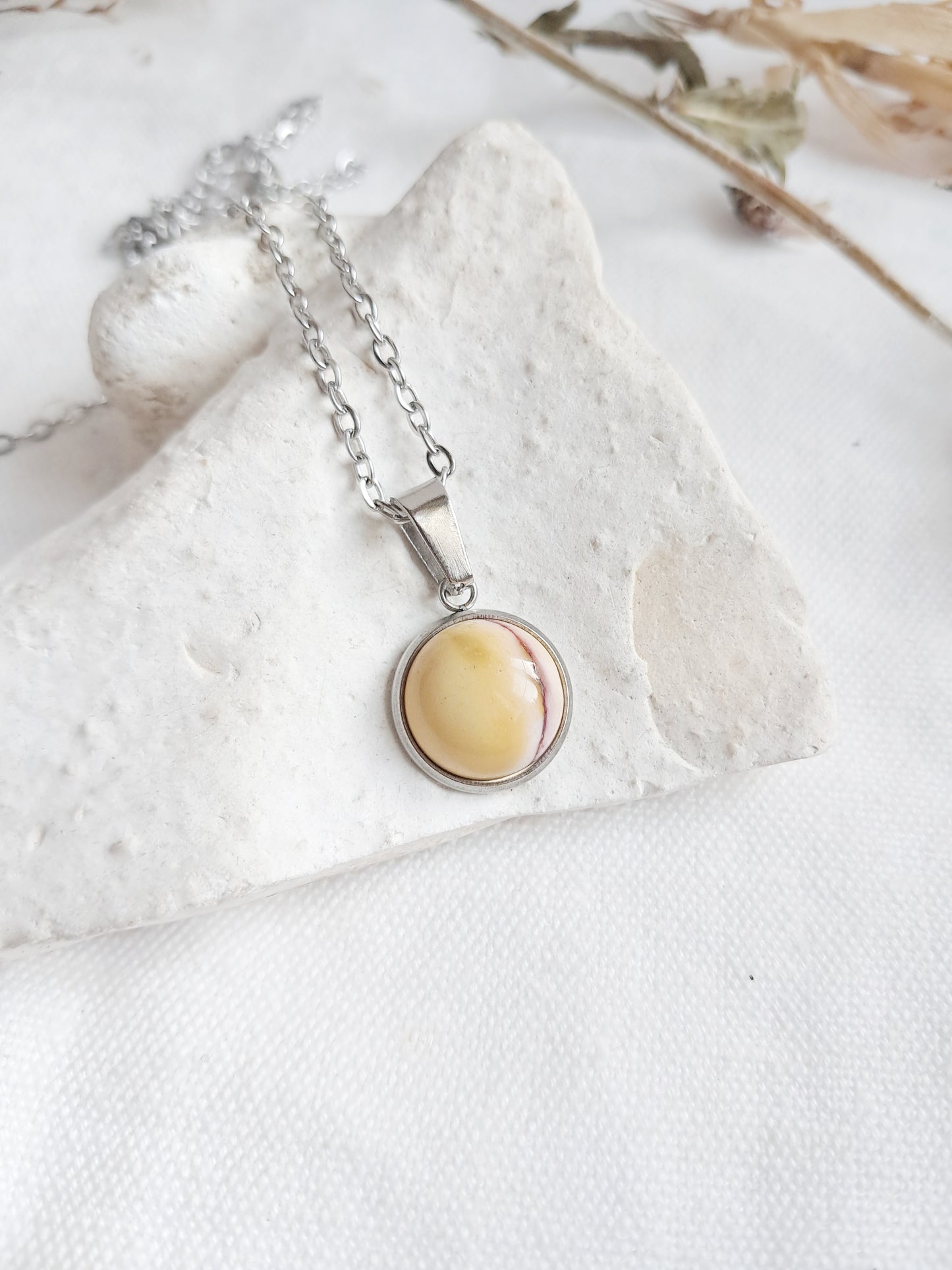 Collier en mookaïte et acier inoxydable