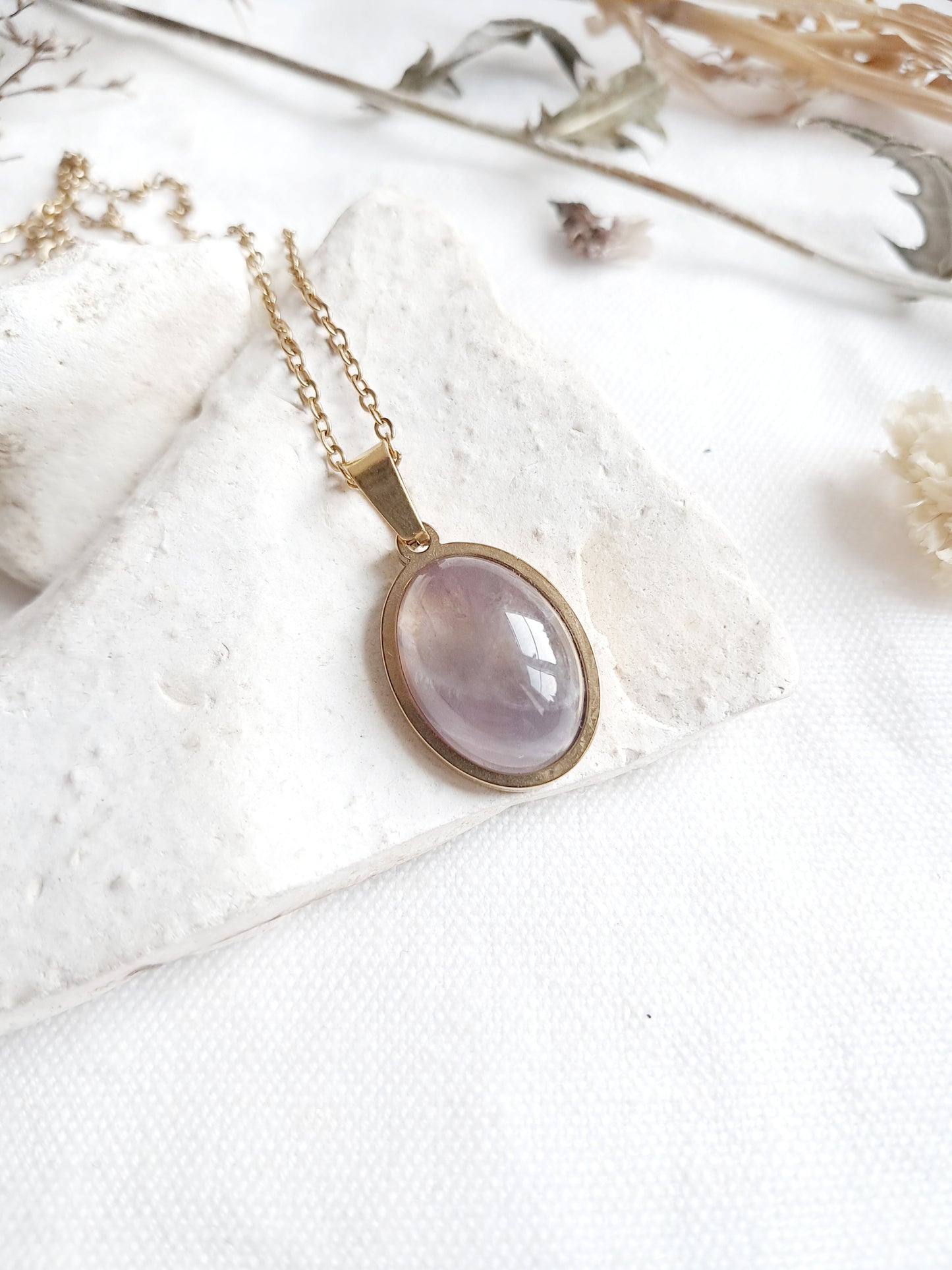 Collier en améthyste et acier inoxydable doré