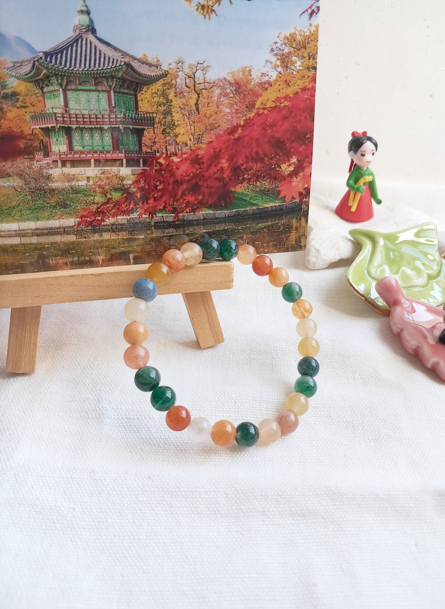 Bracelet Hyangwonjeong (향원정)  ou "Pavillon du Lotus" en lépidolite et jade