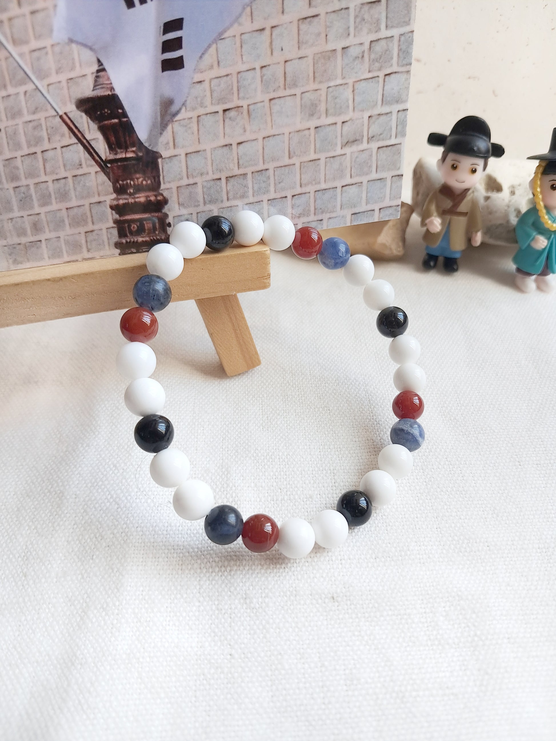 Bracelet aux couleurs du drapeau coréen, le Taegeukgi (태극기)