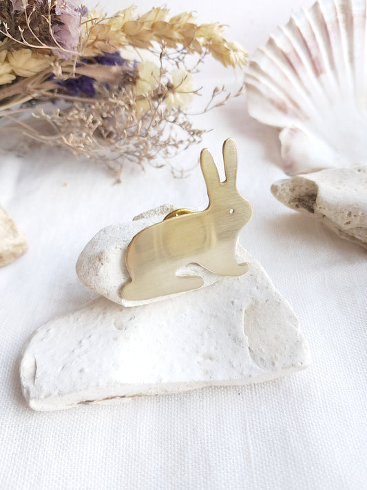 Broche lapin en laiton