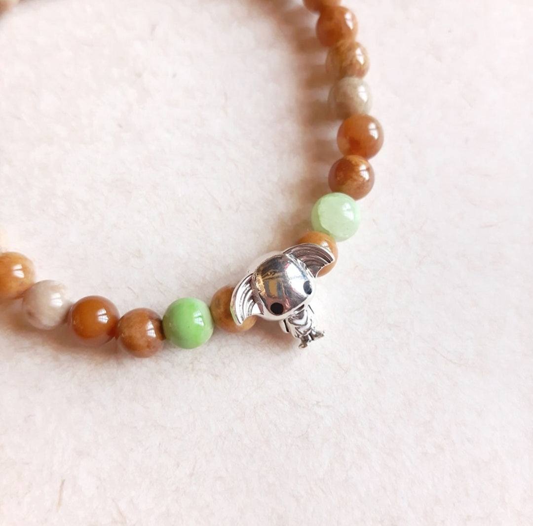 Dobby bracelet with its charm