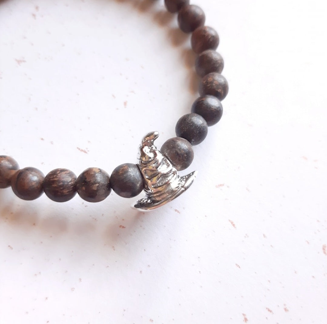 Bracelet le Choixpeau avec sa breloque