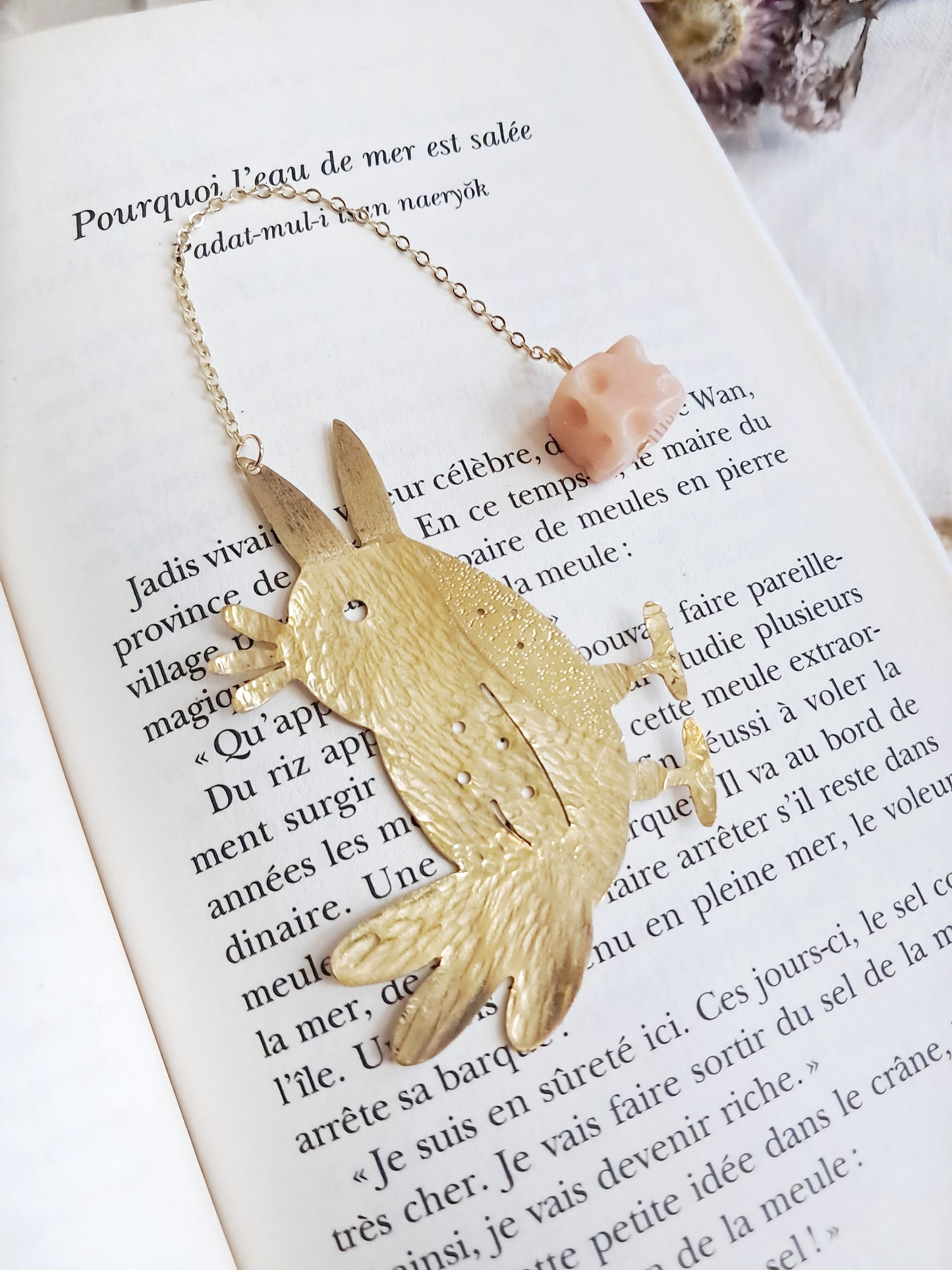 Marque-pages corbeau en laiton et son fromage en pierre naturelle agate