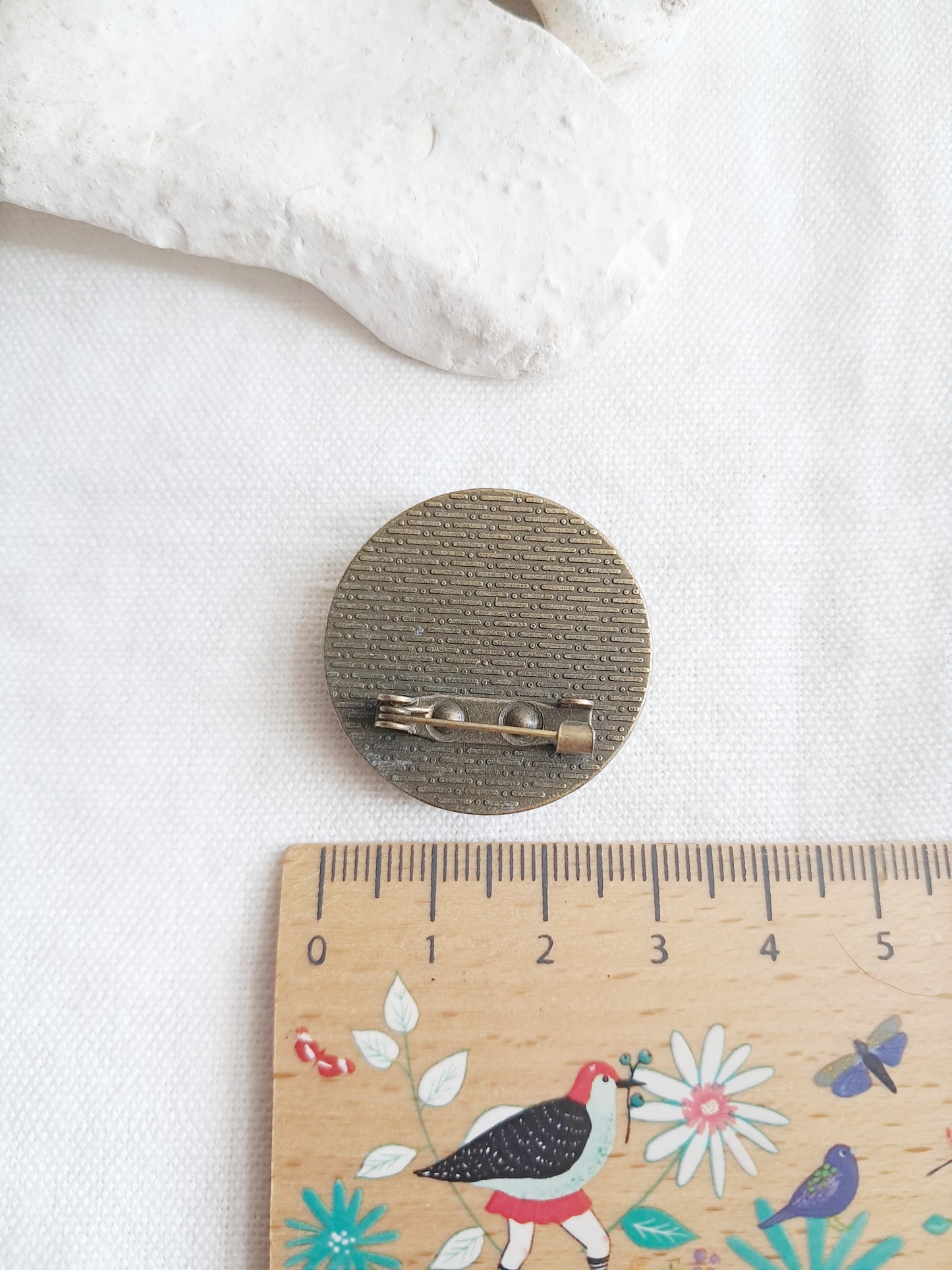 Broche cabochon "Terrasse du café le soir" de Van Gogh