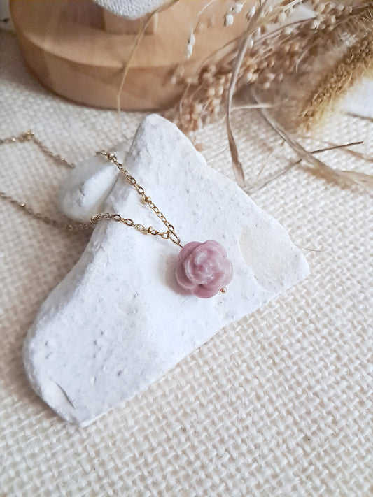 Collier rose en rhodonite et acier inoxydable doré
