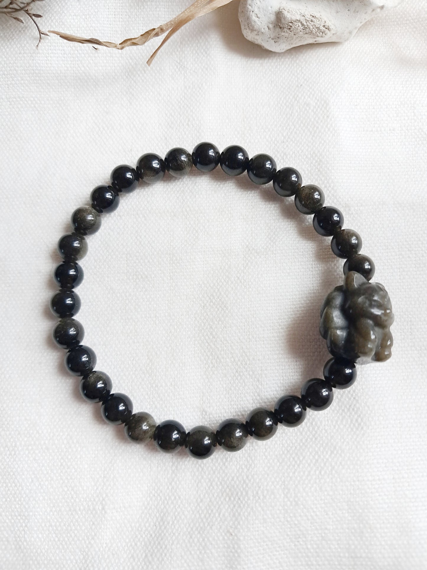 Bracelet renard à neuf queues en obsidienne dorée