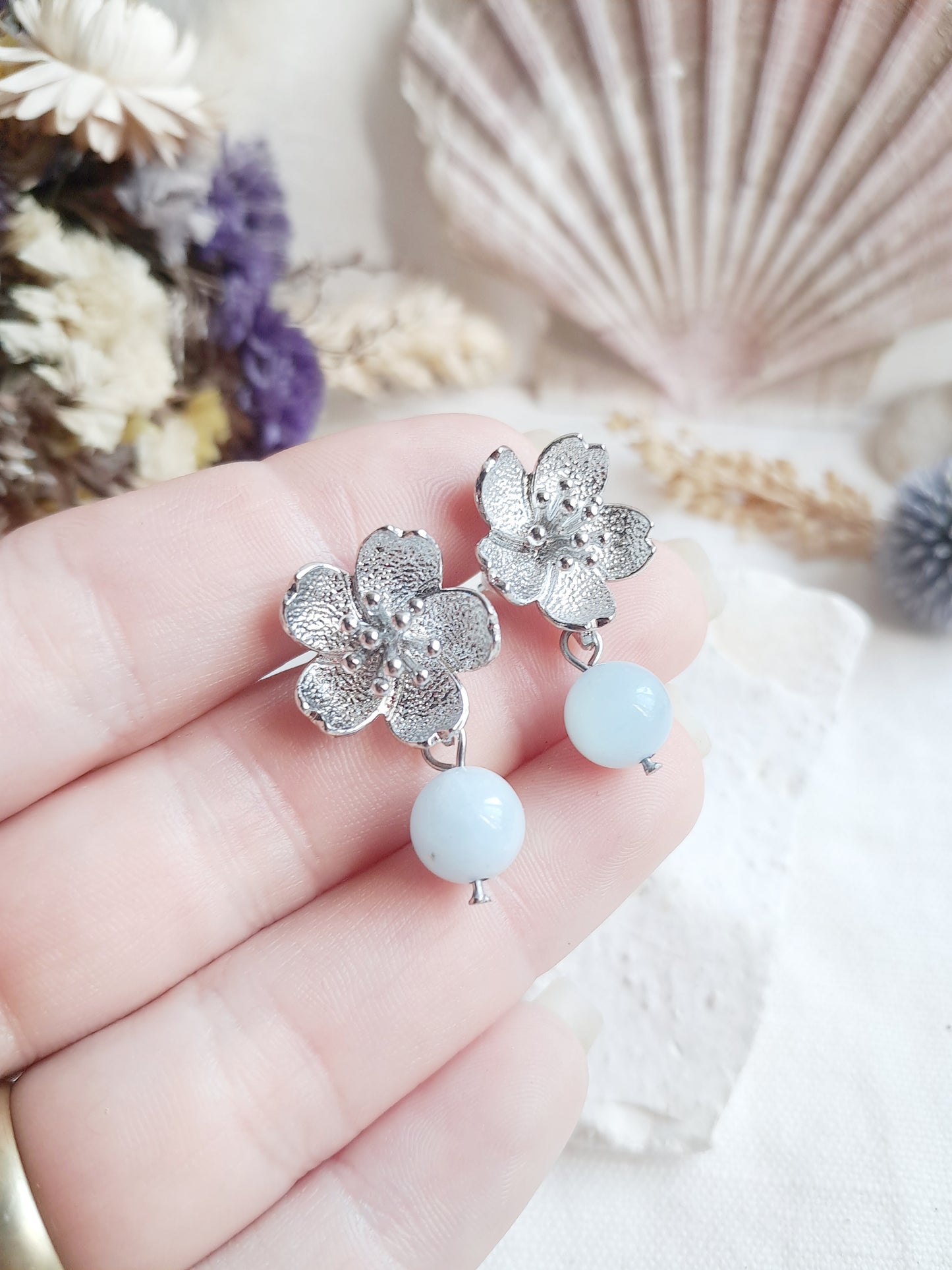 Boucles d'oreilles fleurs de cerisier et aigue-marine