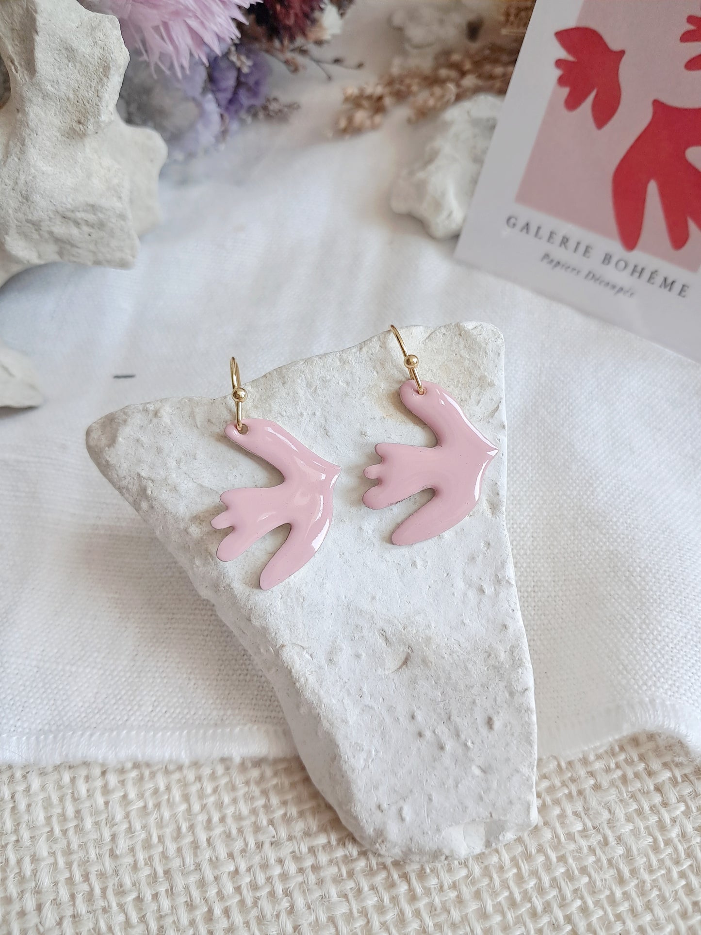 Boucles d'oreilles oiseaux roses inspirés de Matisse