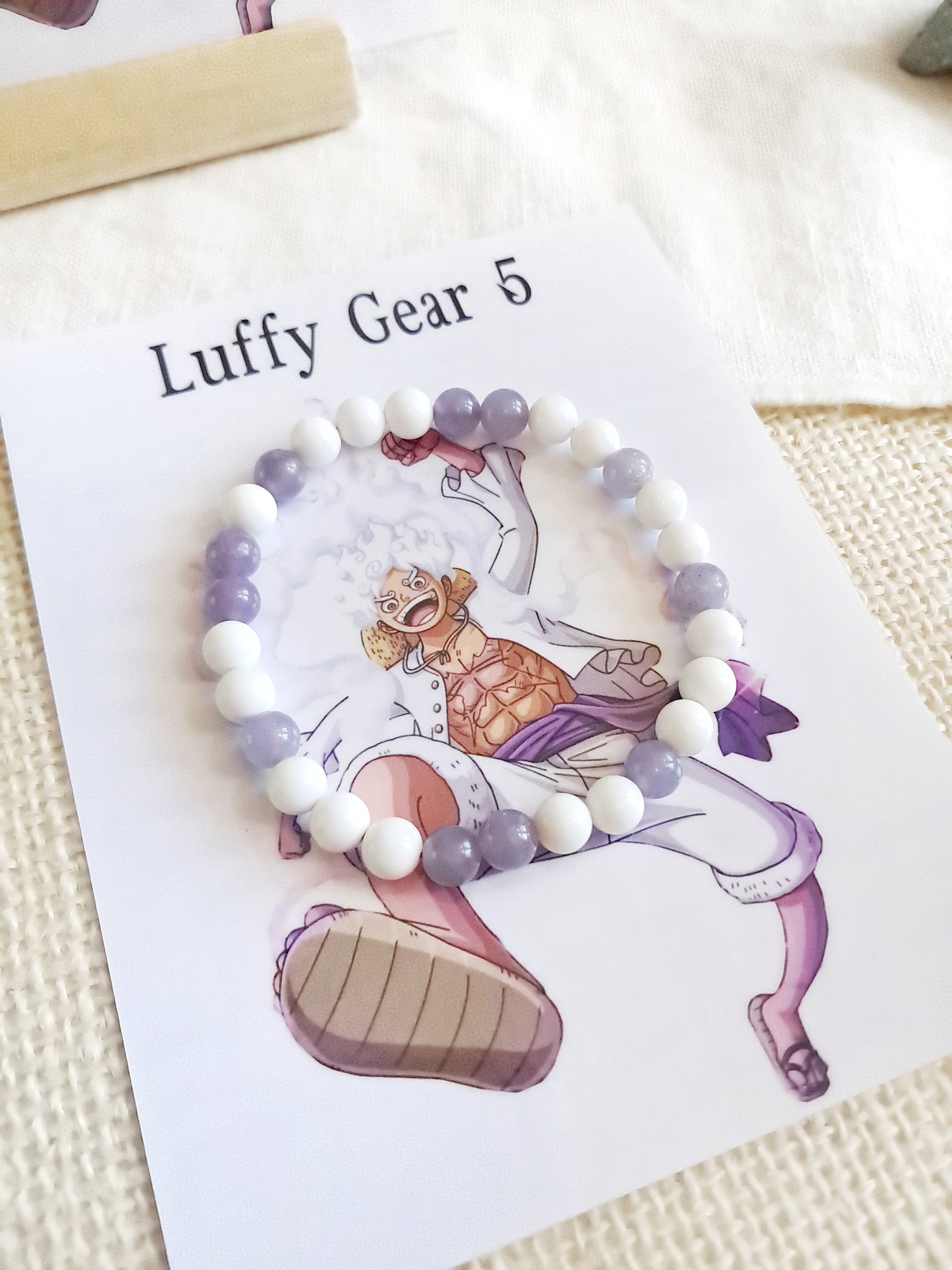 Bracelet Luffy Gear 5 en mica et tridacna