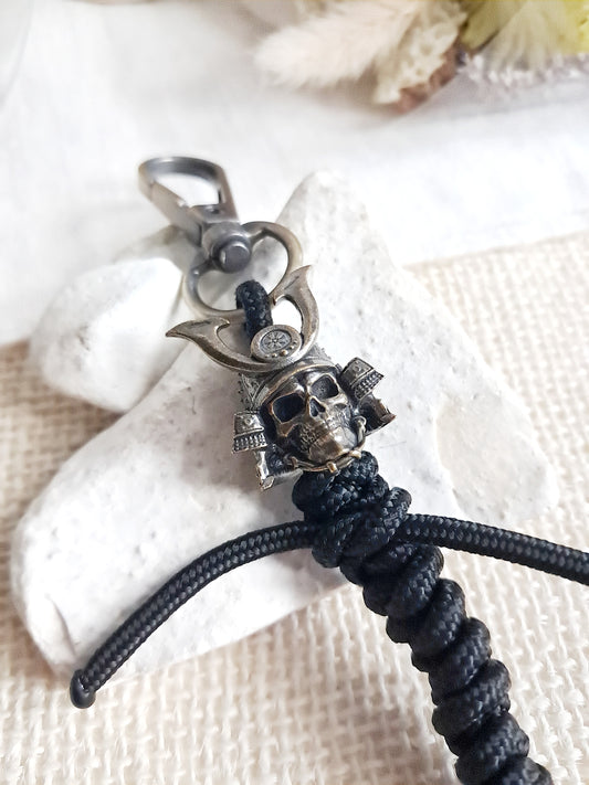 Porte-clés samouraï crâne japonais en laiton