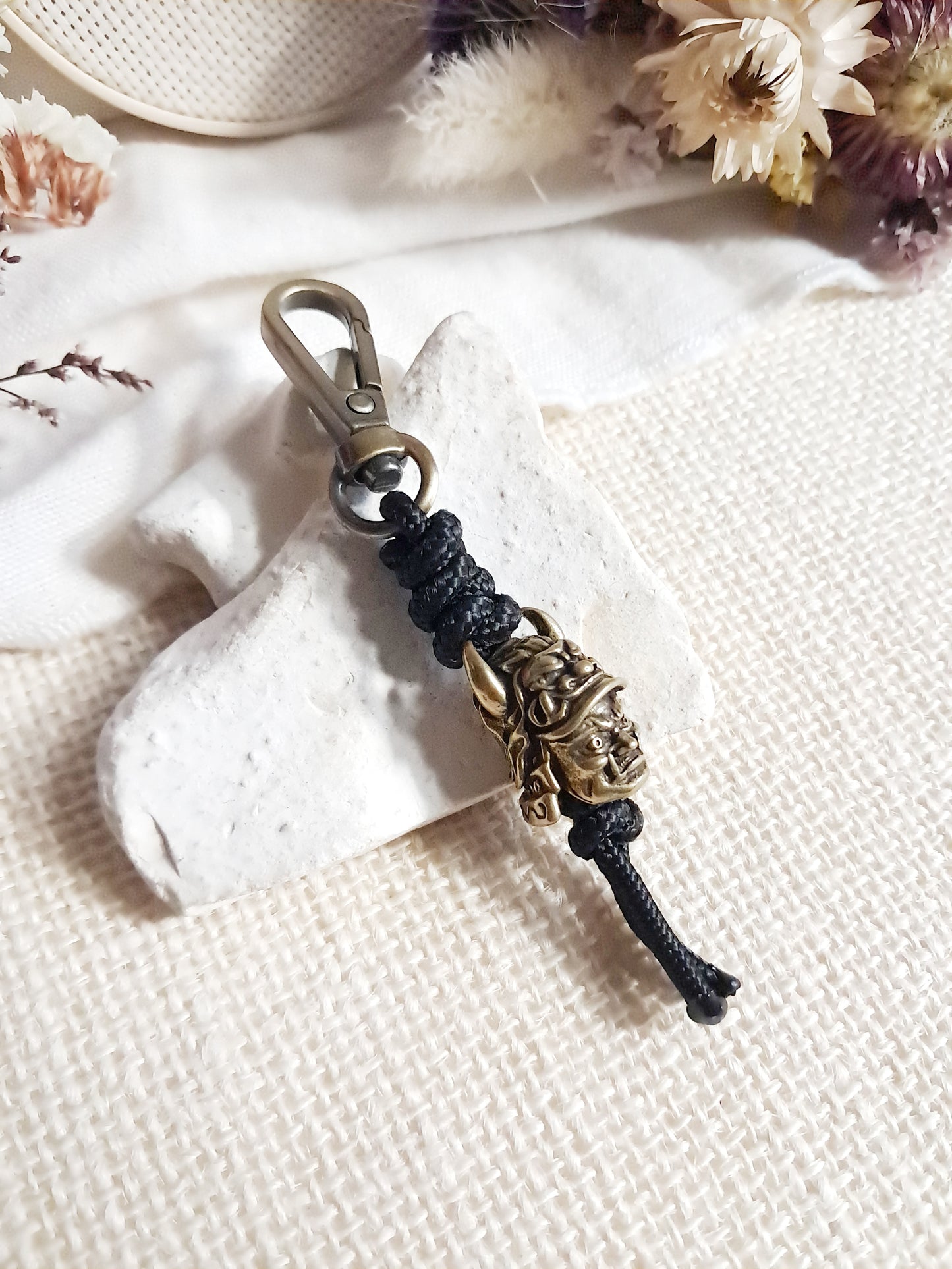 Porte-clés masque de samouraï japonais en laiton