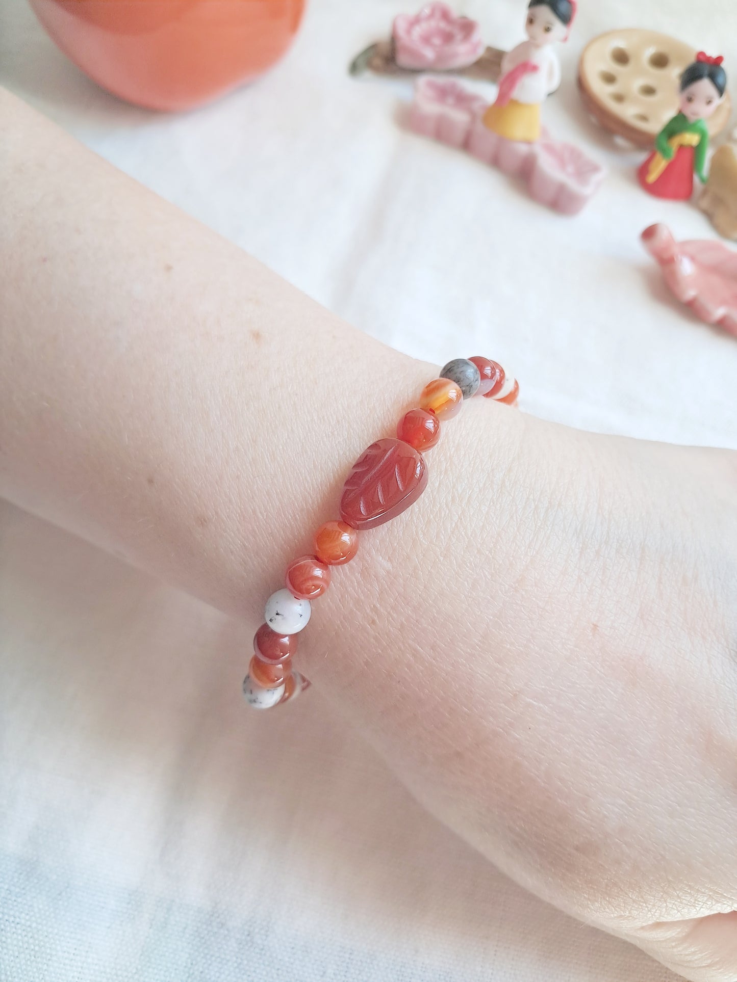 Bracelet N Seoul Tower (엔 서울타워) en opale et agate