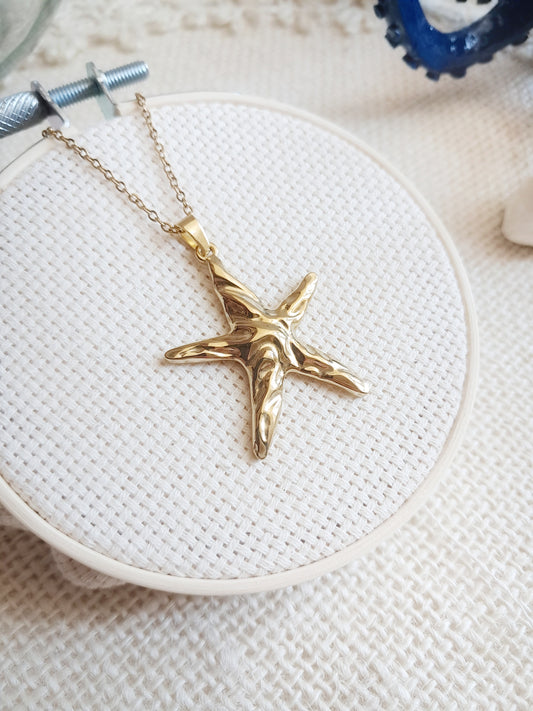 Collier pendentif étoile de mer texturée