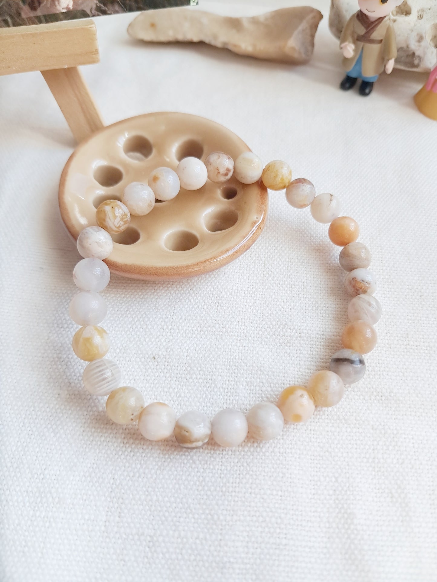 Gryffindor bracelet with its charm