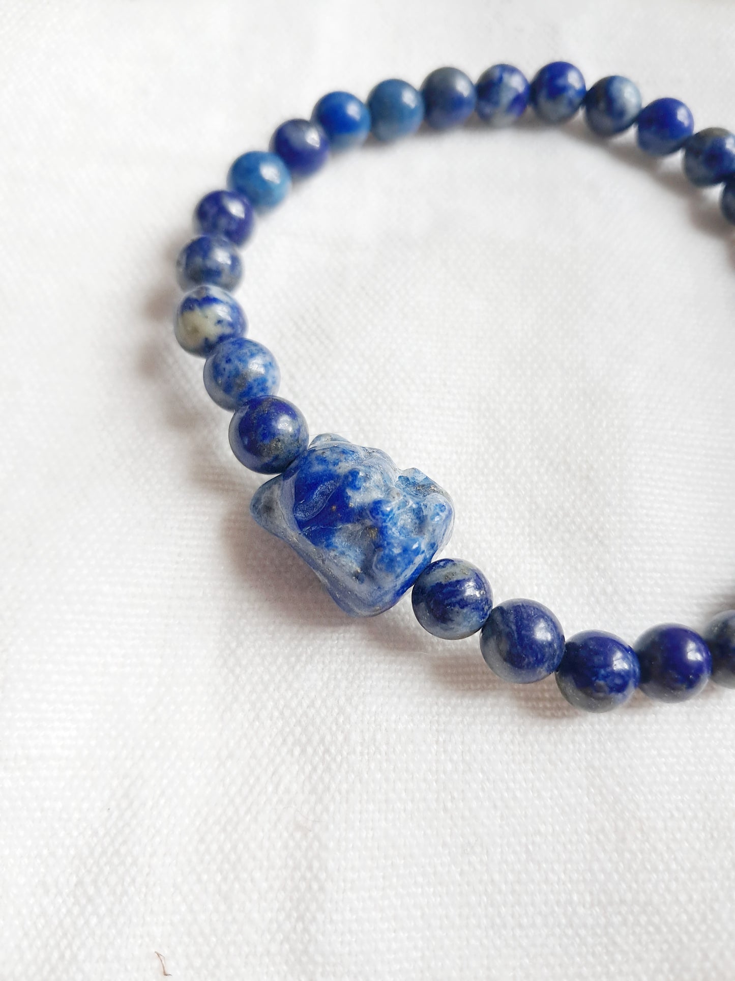 Bracelet renard à neuf queues en lapis-lazuli