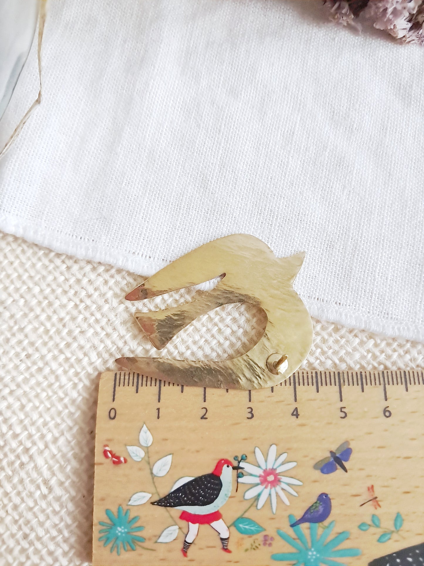 Pin's oiseau en laiton inspiré de Matisse