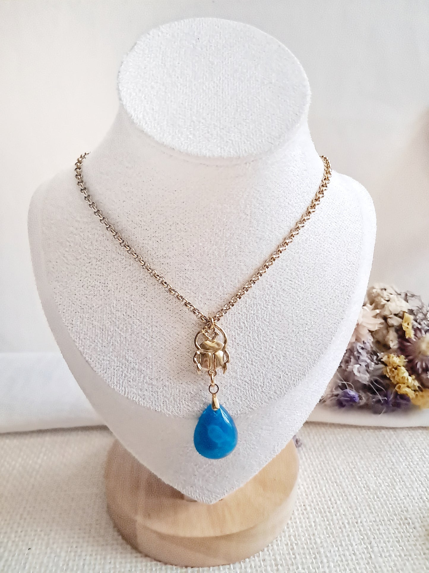 Collier scarabée égyptien et apatite