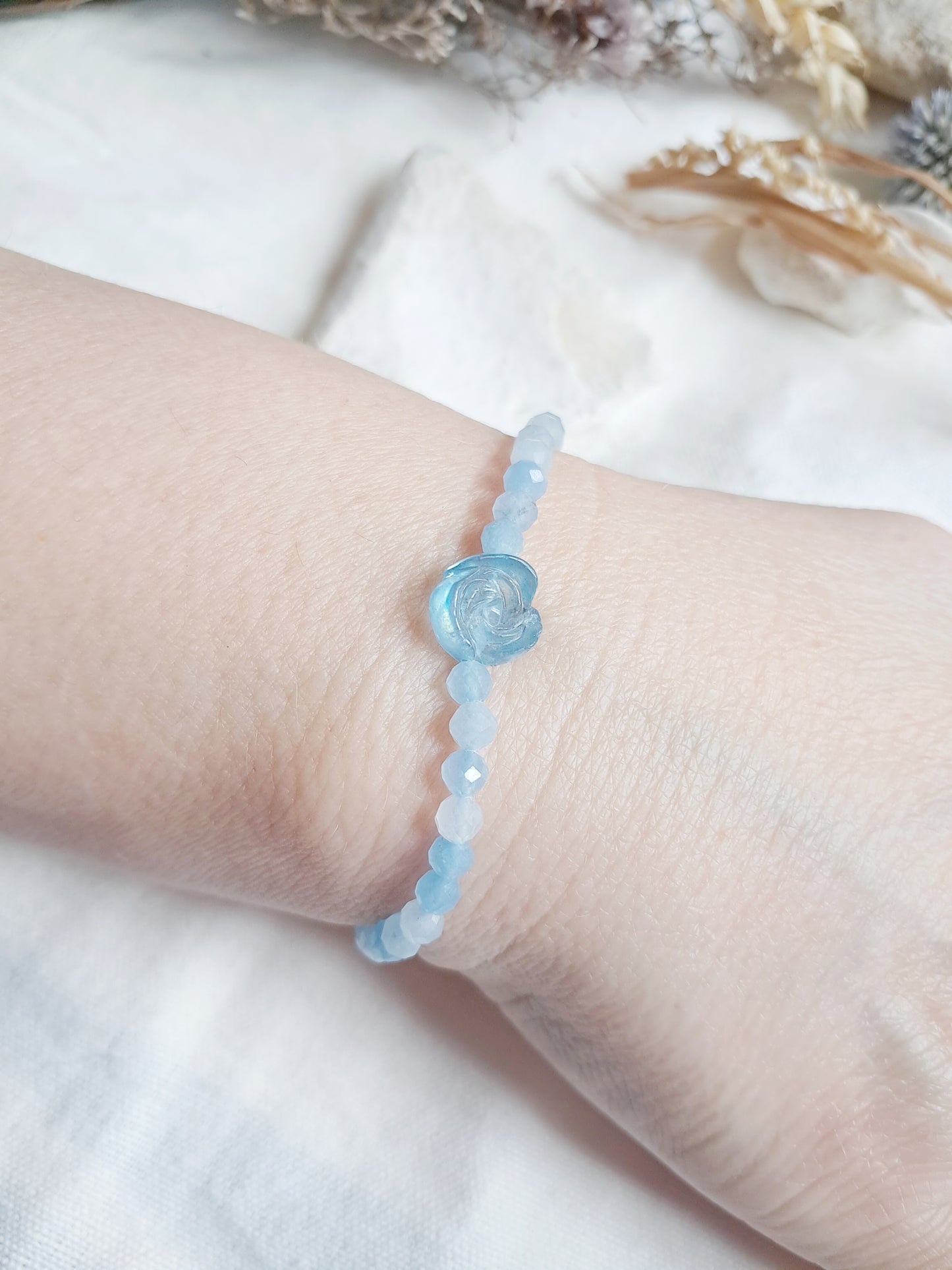 Bracelet fleur en aigue-marine