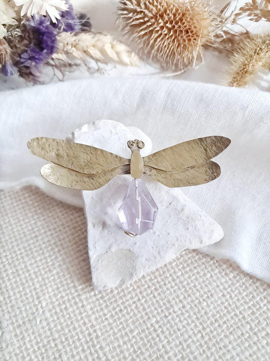 Broche libellule en laiton et améthyste