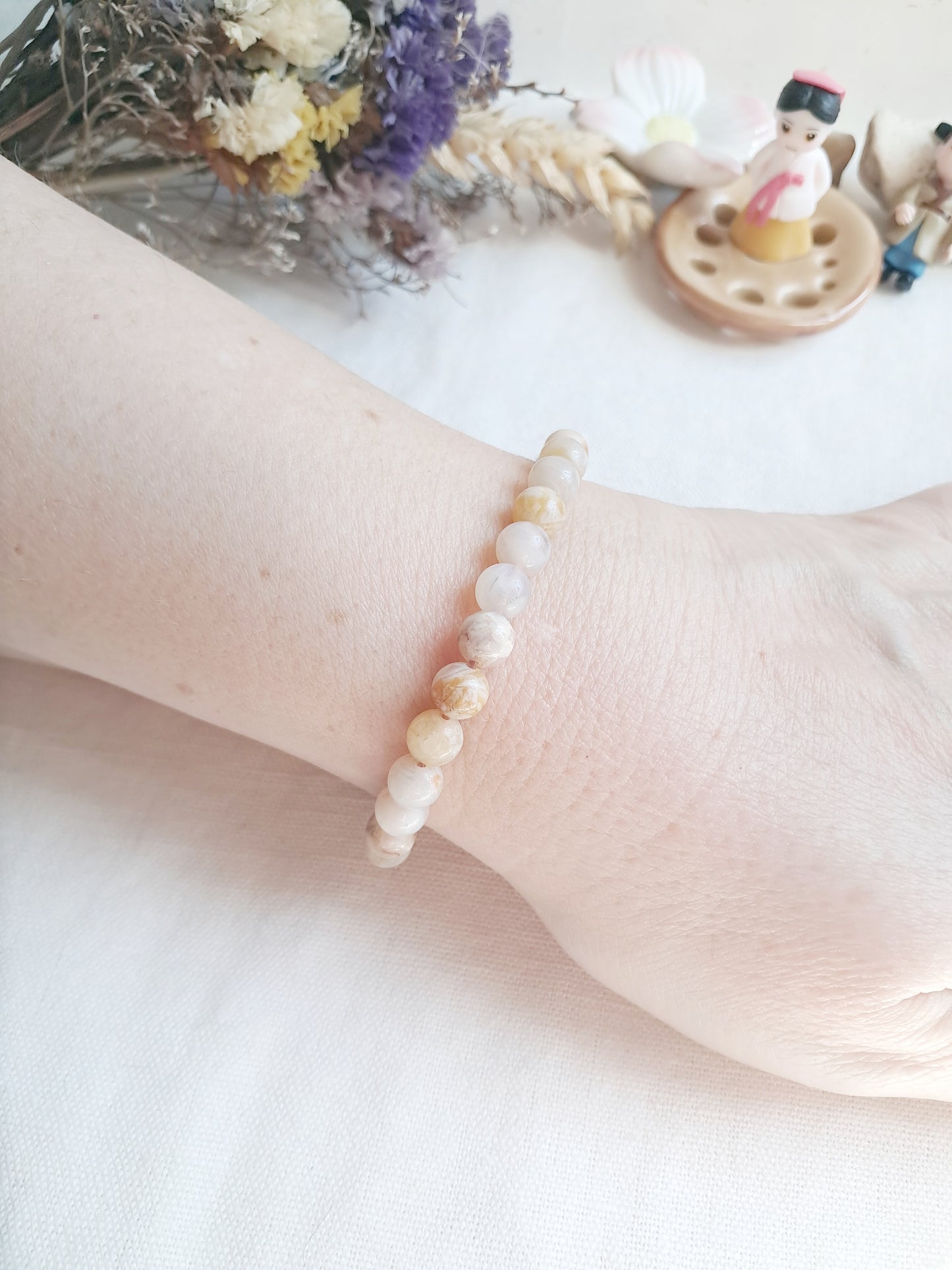 Gryffindor bracelet with its charm