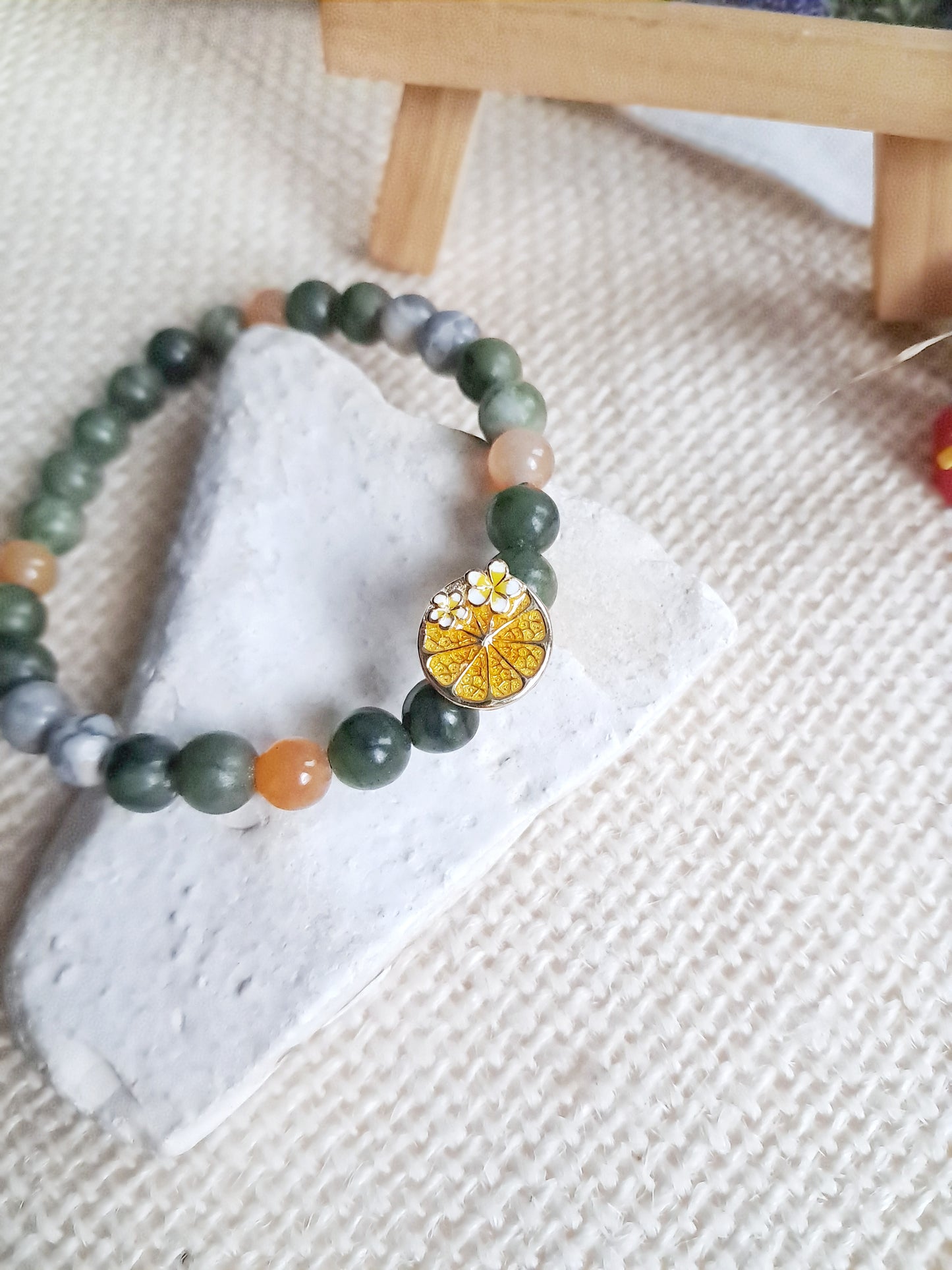 Bracelet les agrumes de Jeju (한라봉) avec sa perle orange en argent 925