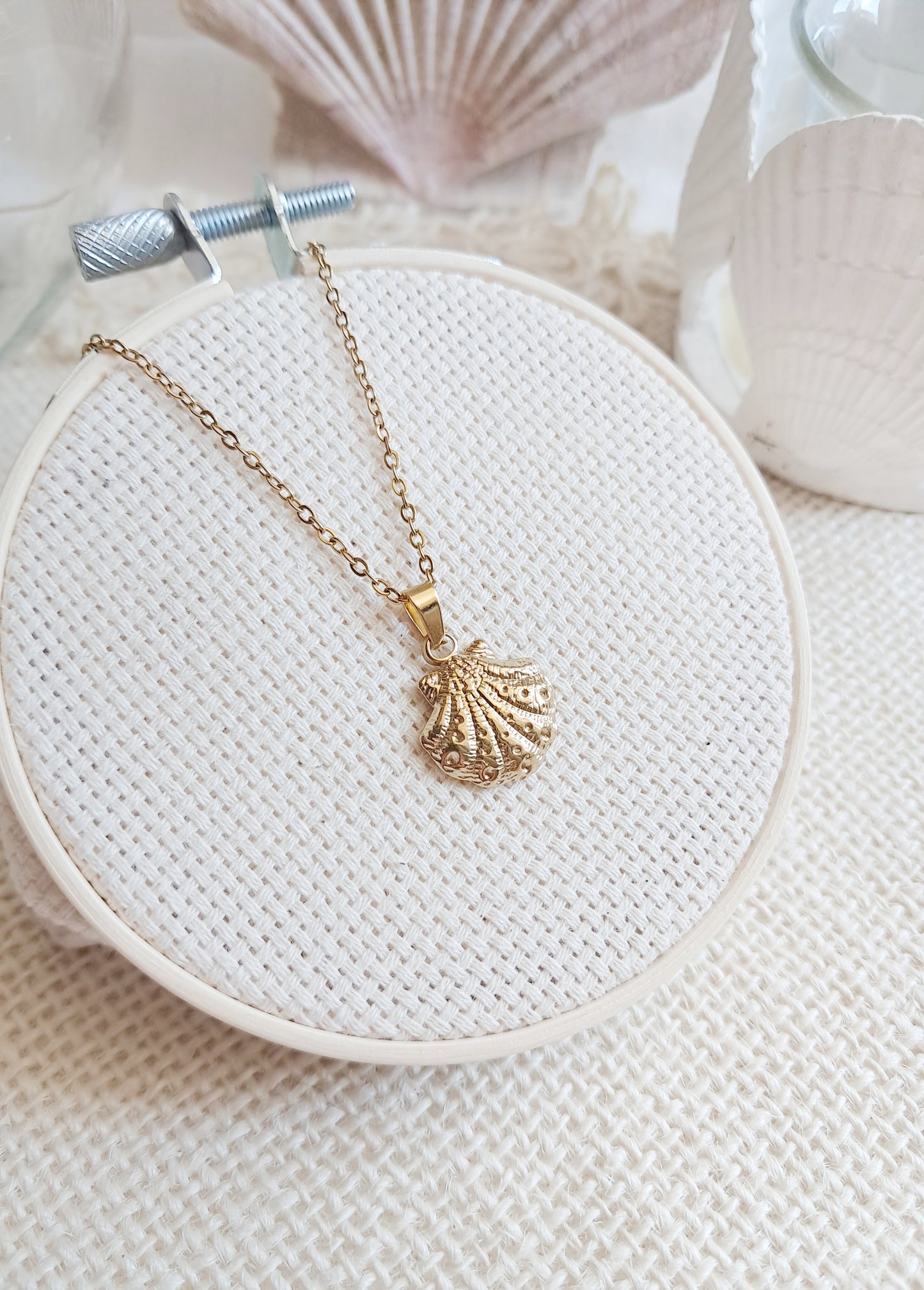 Collier pendentif coquillage coquille Saint-Jacques en acier inoxydable doré