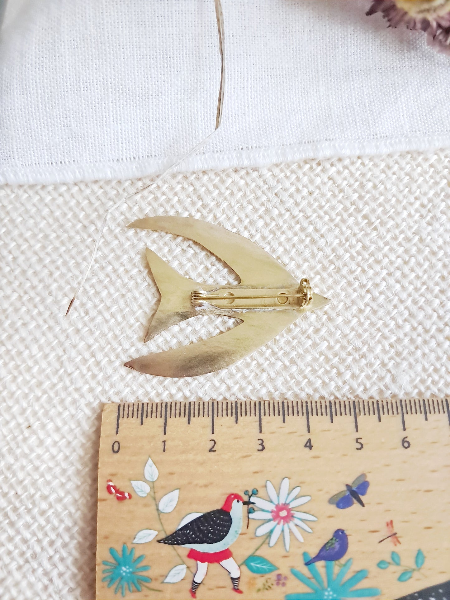 Broche oiseau en laiton inspiré de Matisse