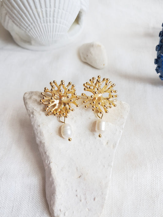 Boucles d'oreilles corail et perles d'eau douce